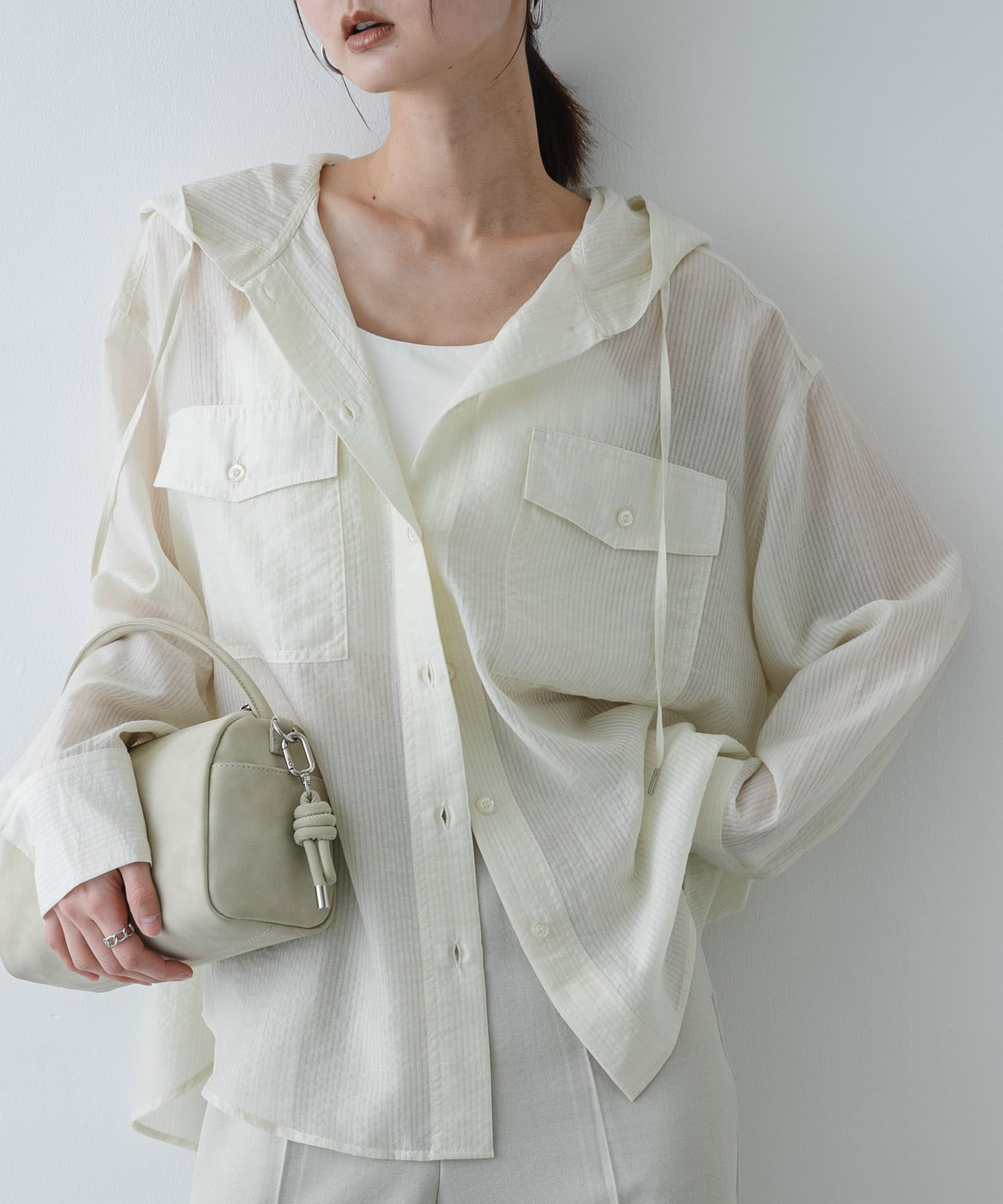 シアーフーディシャツ