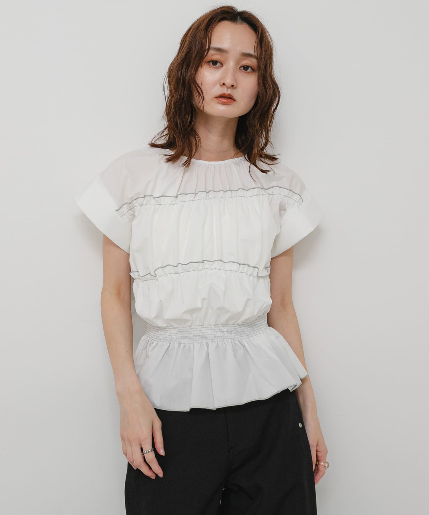 OFF WHITE