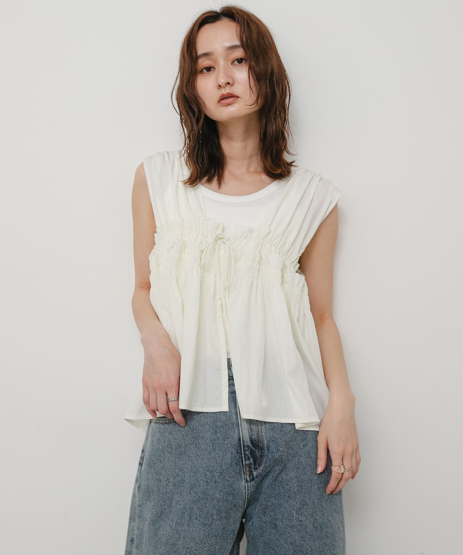 OFF WHITE