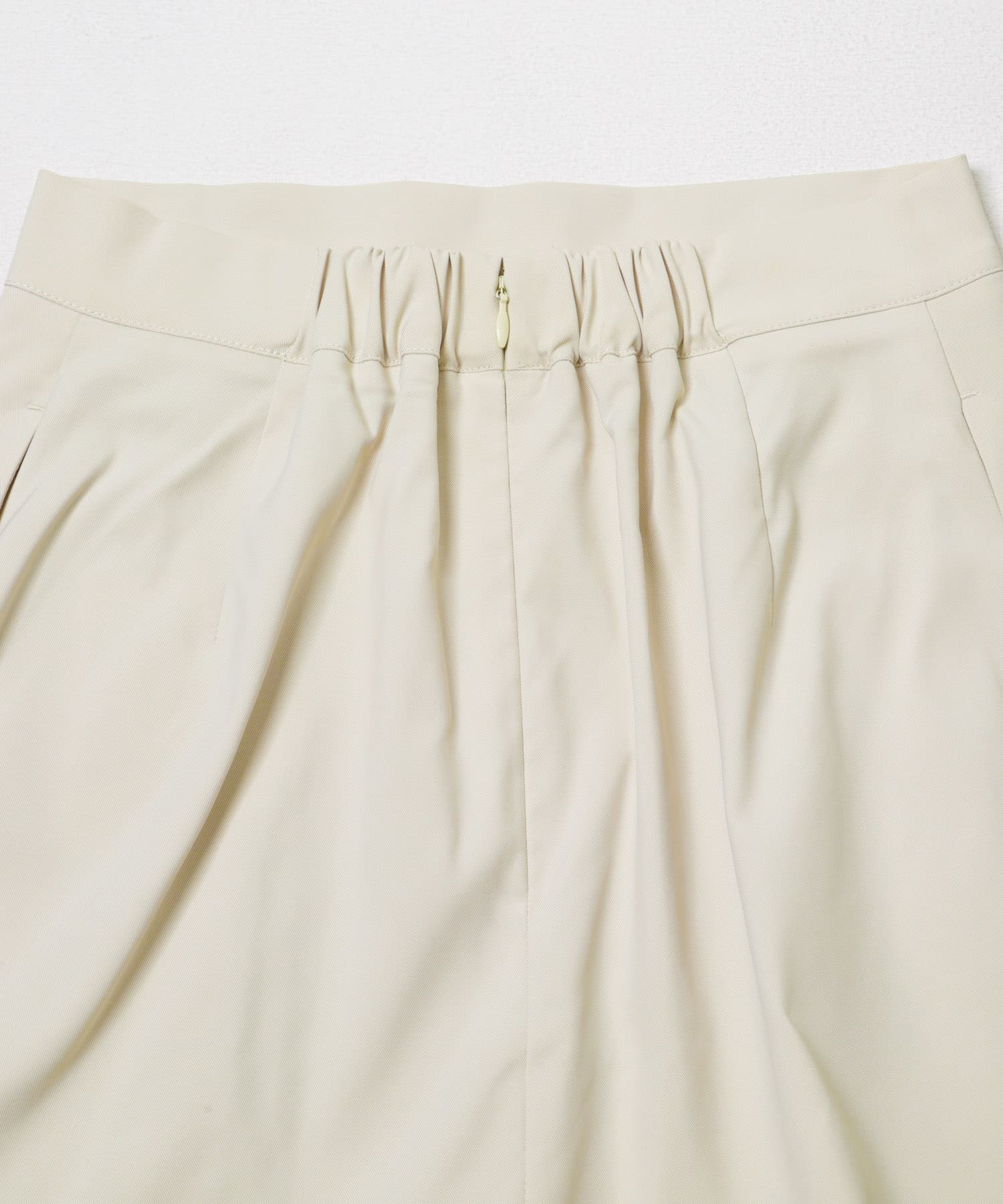 ボックスプリーツスカート IVORY S