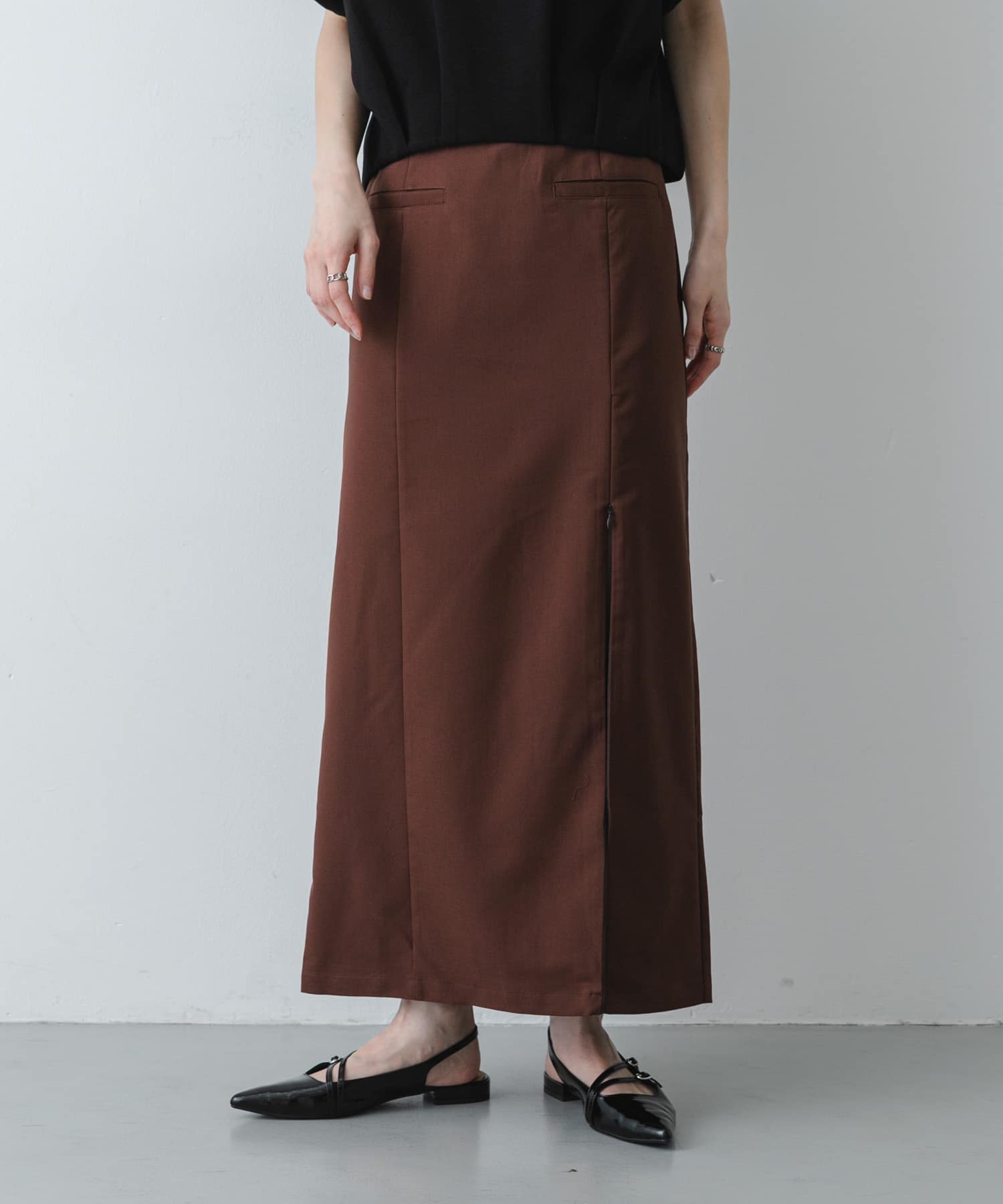 ジップスリットアイラインスカート