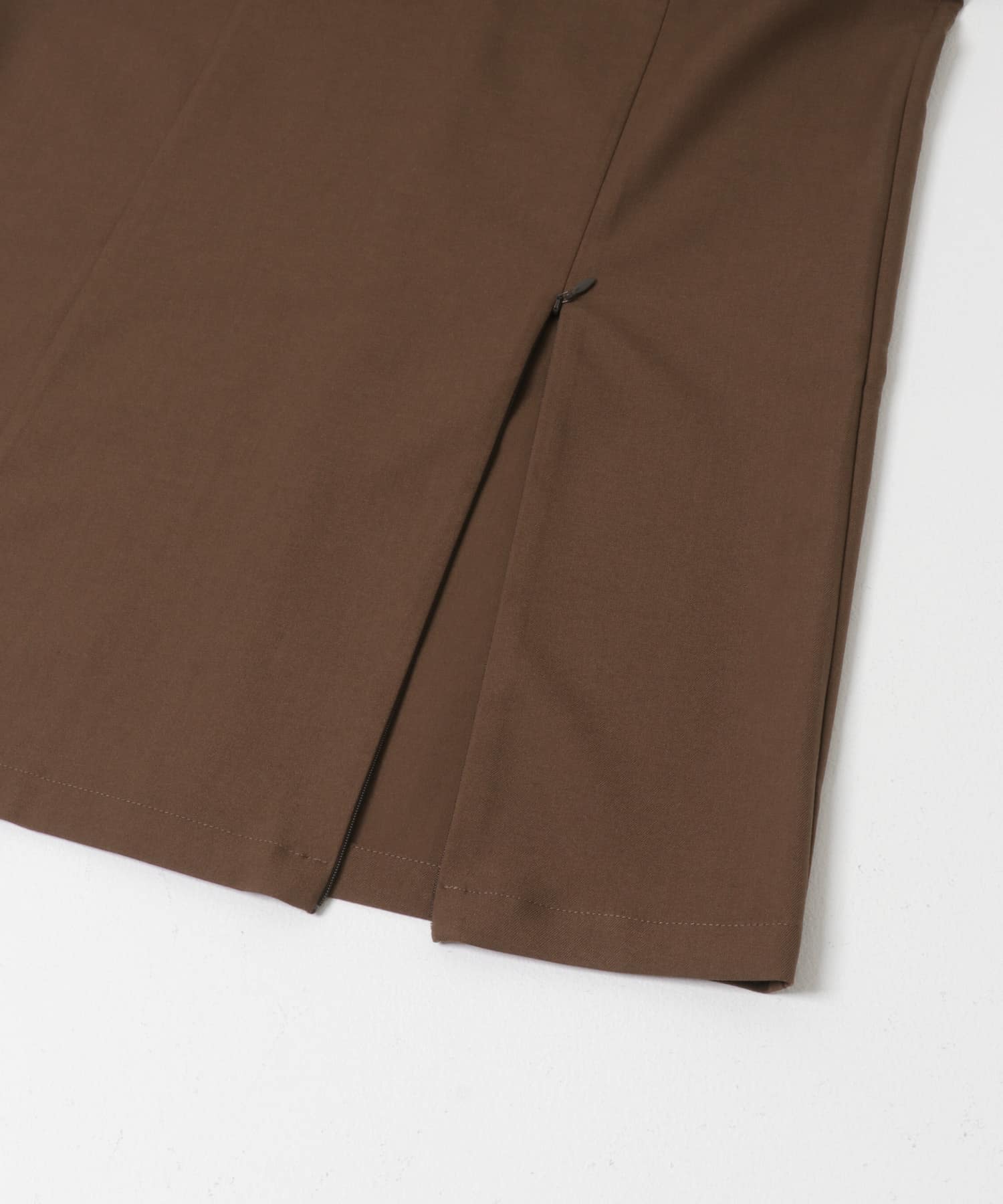 ジップスリットアイラインスカート BROWN S