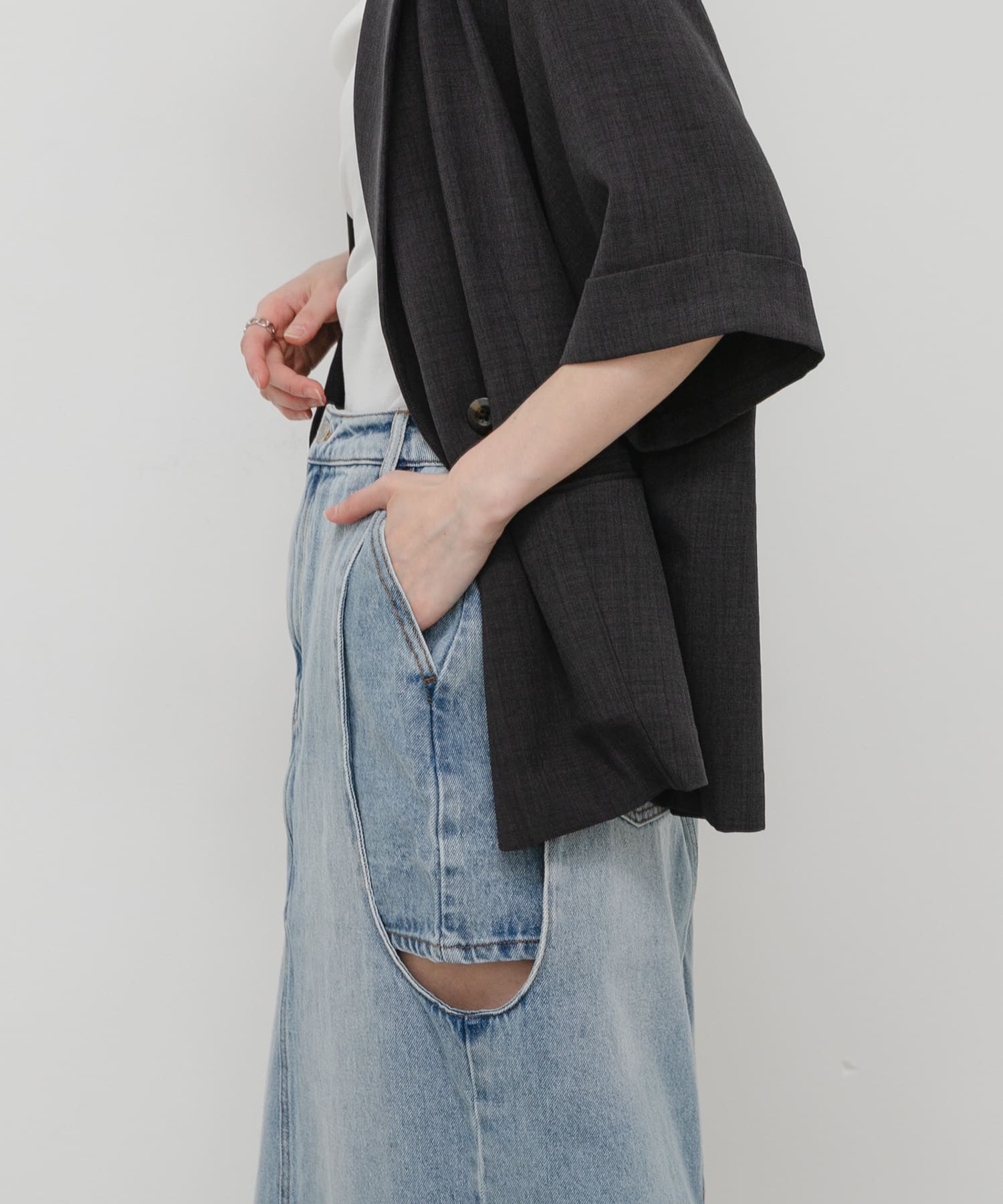 L.INDIGO