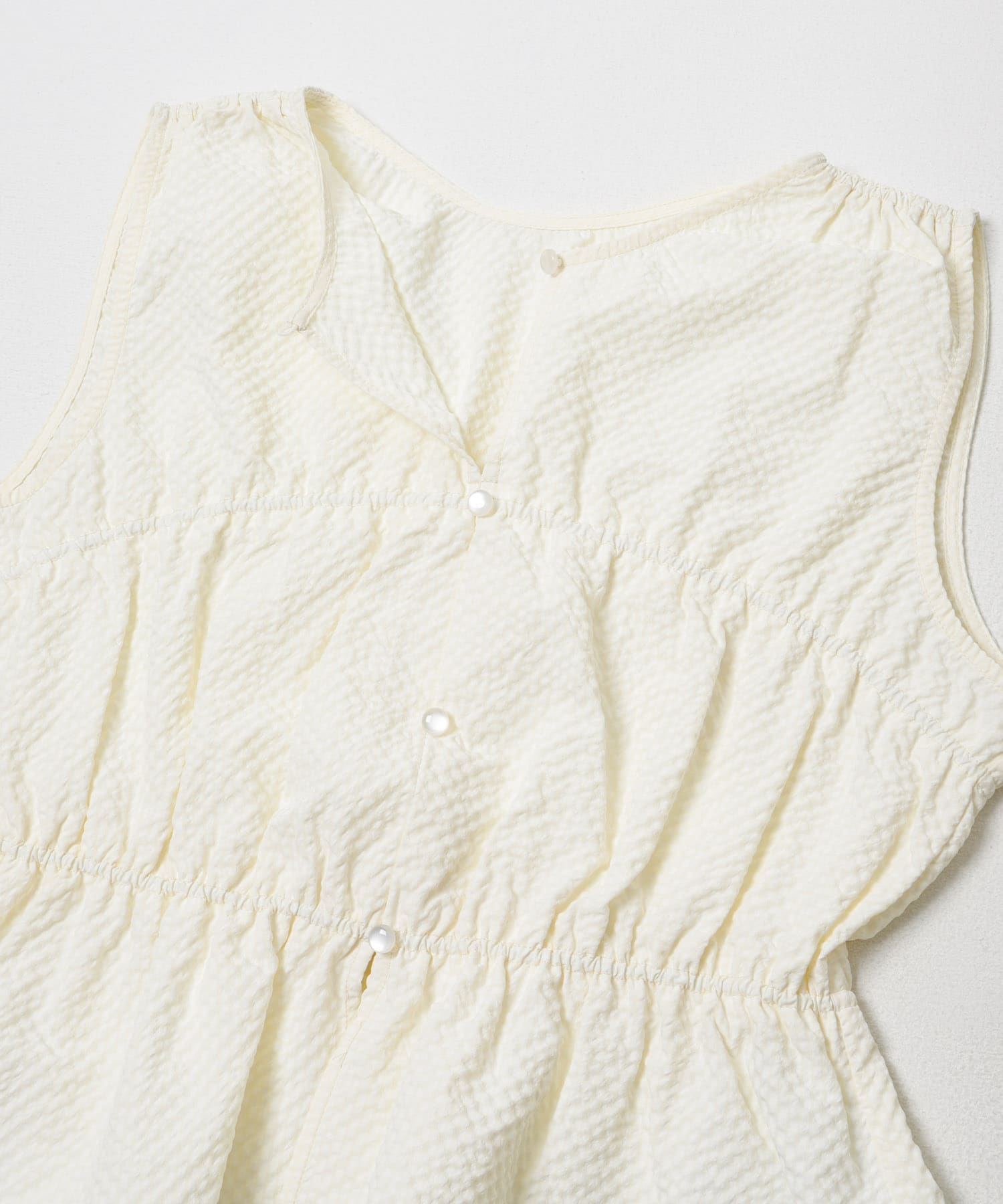 シャーリングギャザーセットワンピース(One OFF WHITE): ワンピース