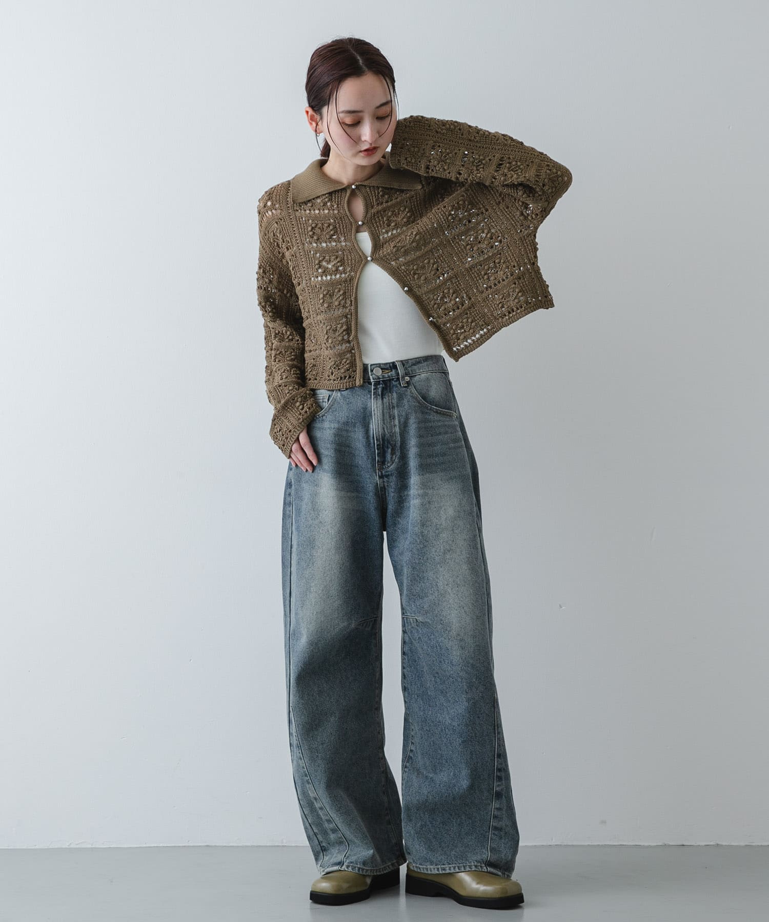 KHAKI
