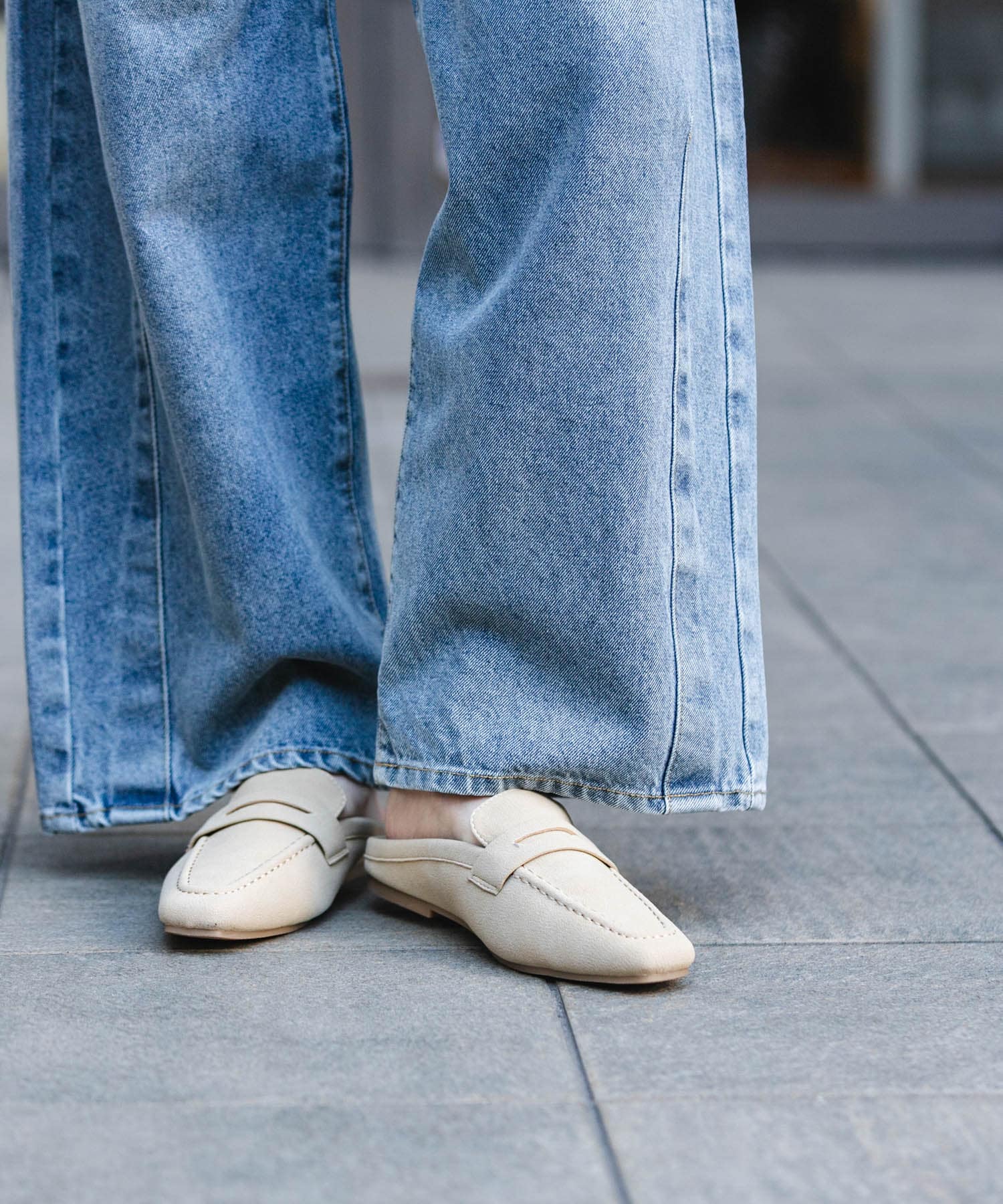 スクエアトゥローファーミュール BEIGE S