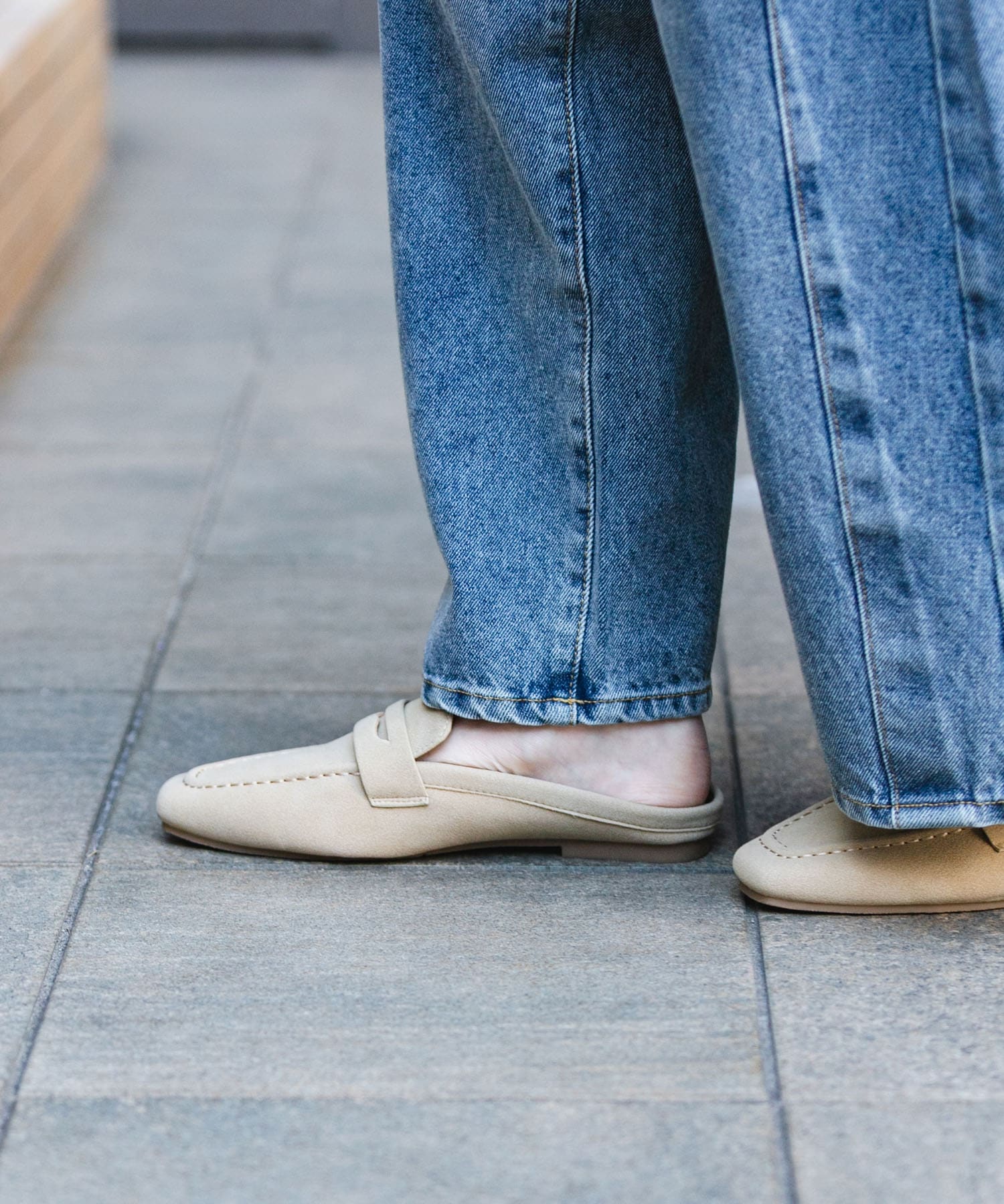 スクエアトゥローファーミュール BEIGE S