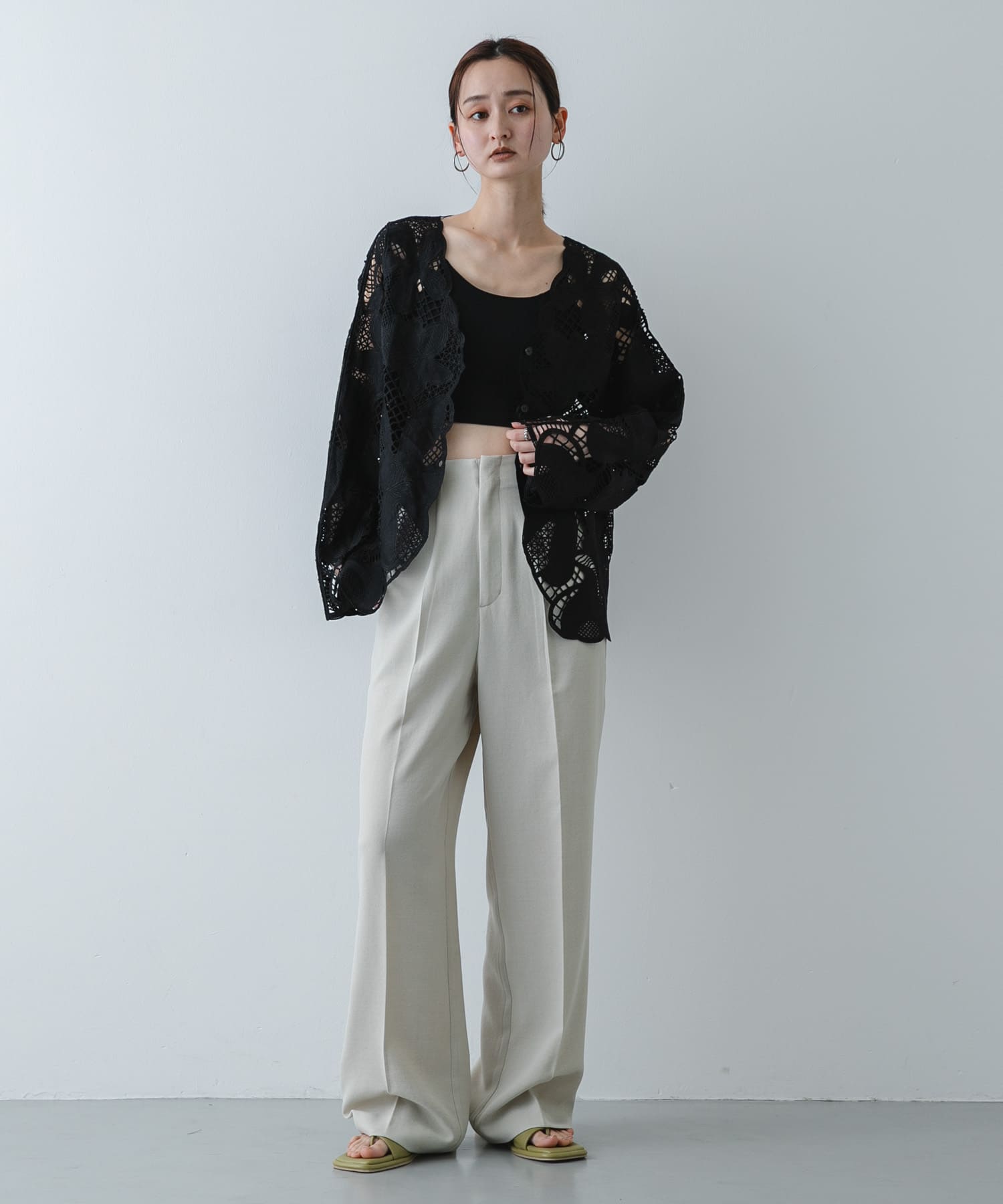 スクエアトゥトングサンダル Y.BEIGE S