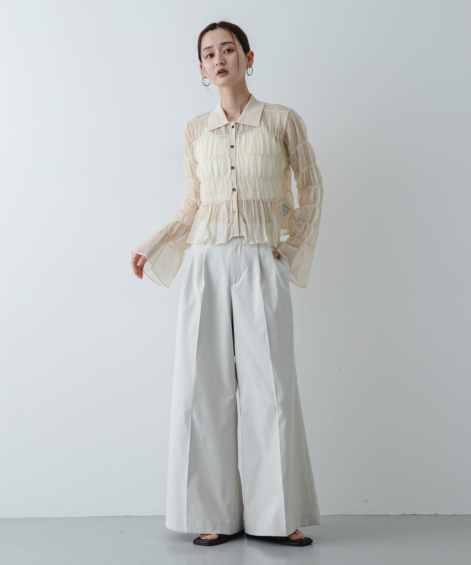 スクエアトゥトングサンダル BLACK S