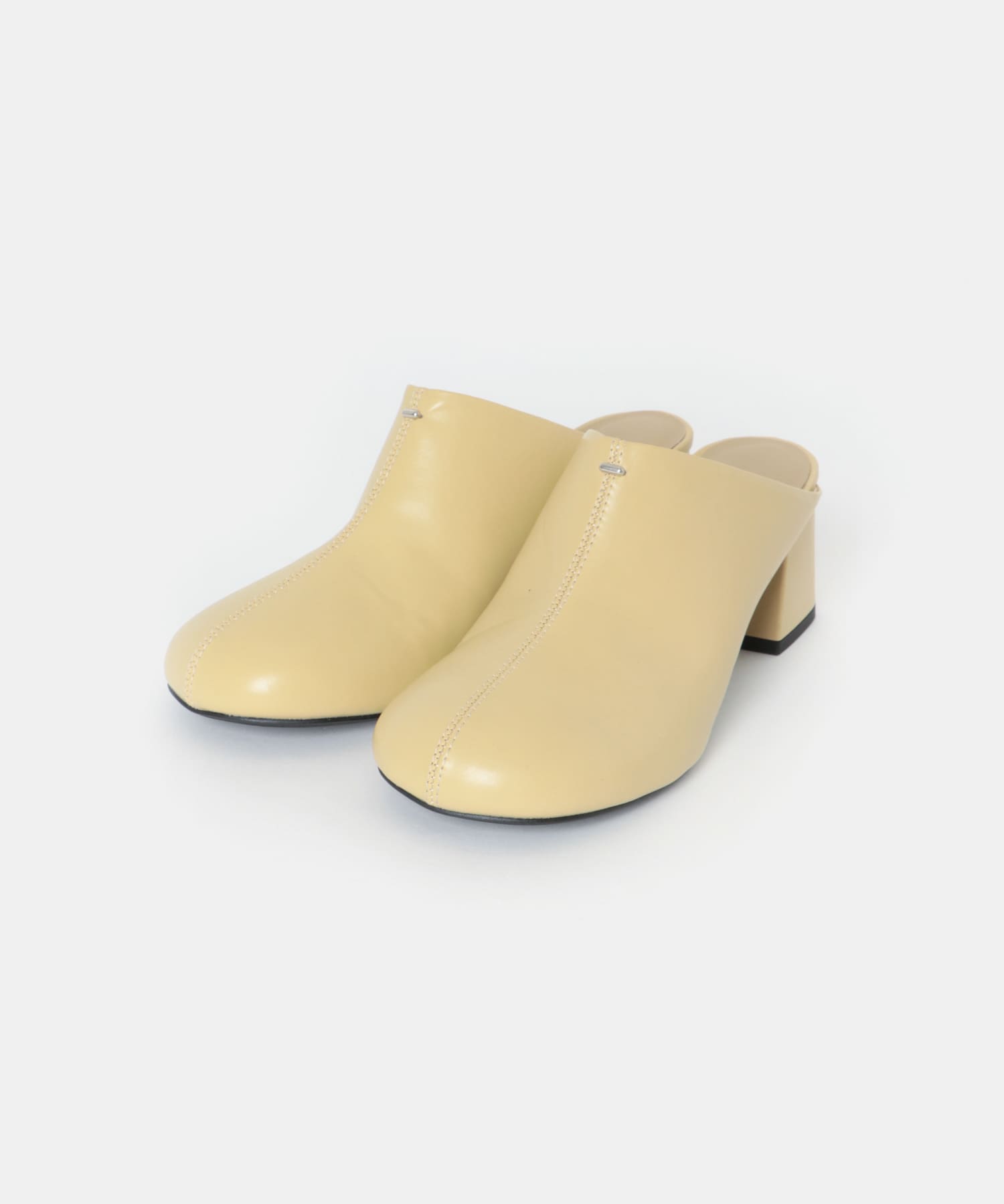 ポイントメタルセンターシームサボ Y.BEIGE S