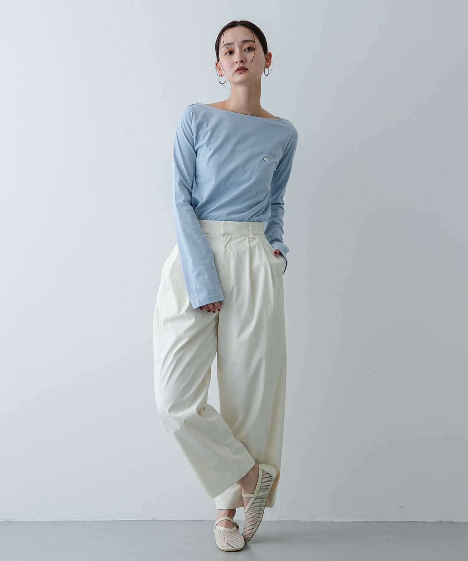 『軽量』メッシュフラットシューズ IVORY M
