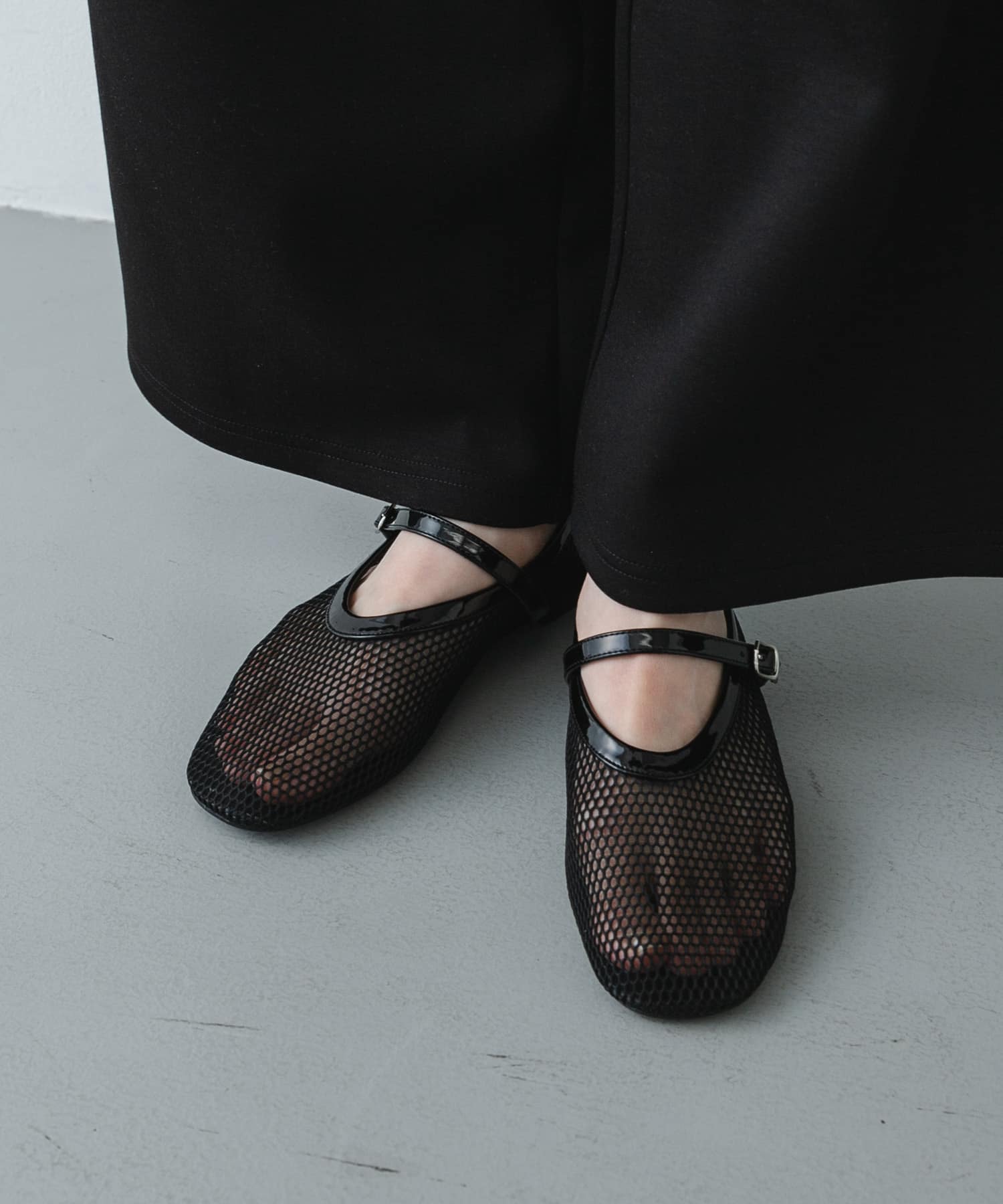 『軽量』メッシュフラットシューズ BLACK S