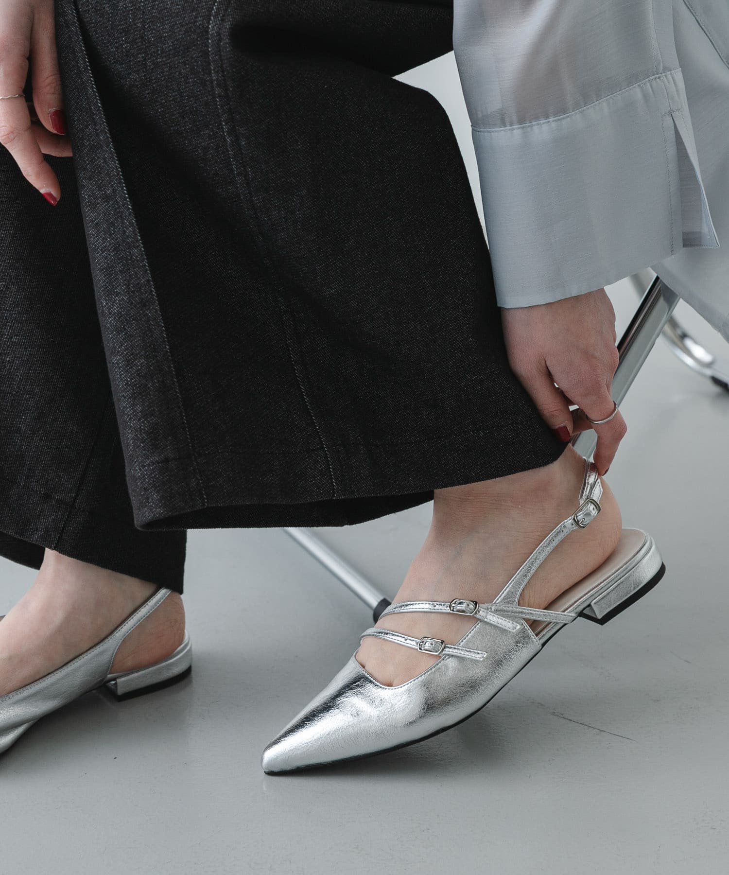 『軽量/消臭/抗菌』ベルトデザインミュール