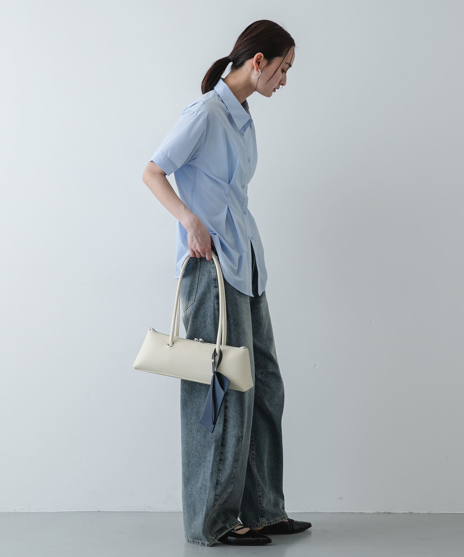 マルチケースツキワイドショルダーバッグ IVO×NVY One