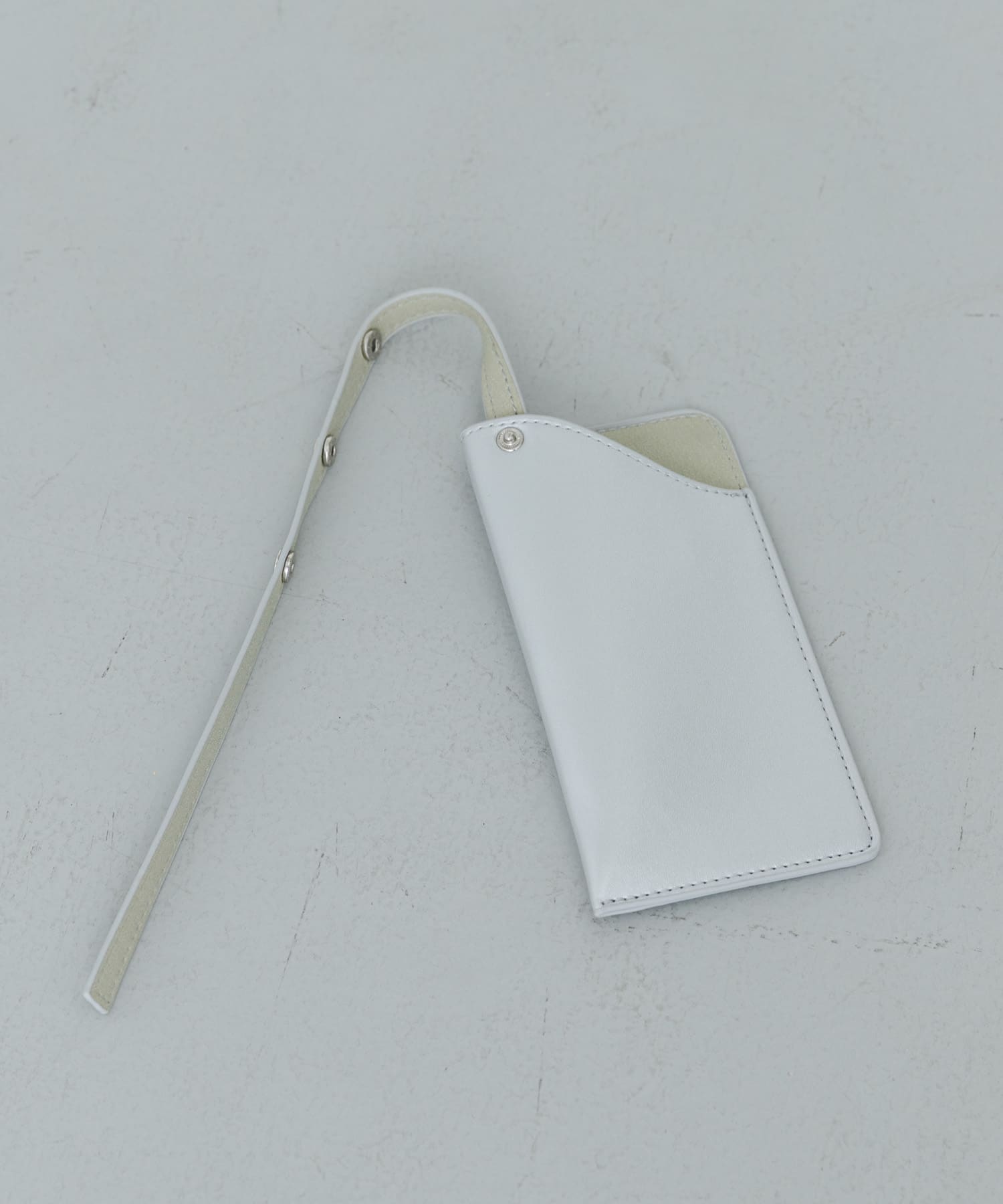 マルチケースツキワイドショルダーバッグ BLK×SLV One