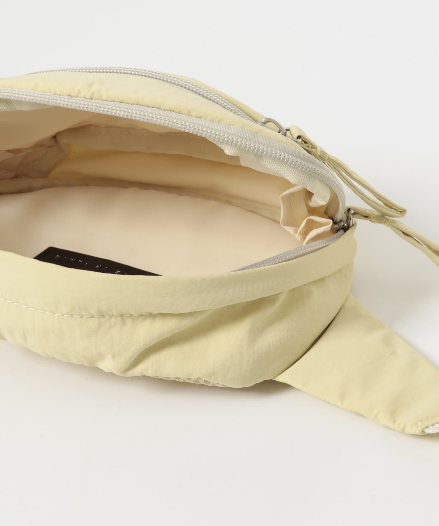 Y.BEIGE