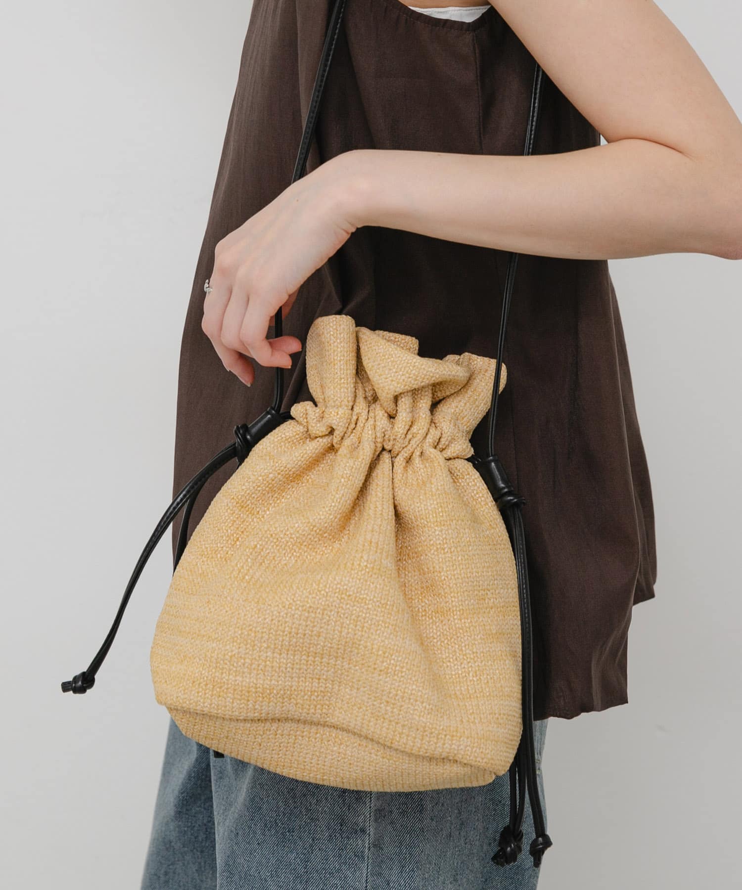 Y.BEIGE