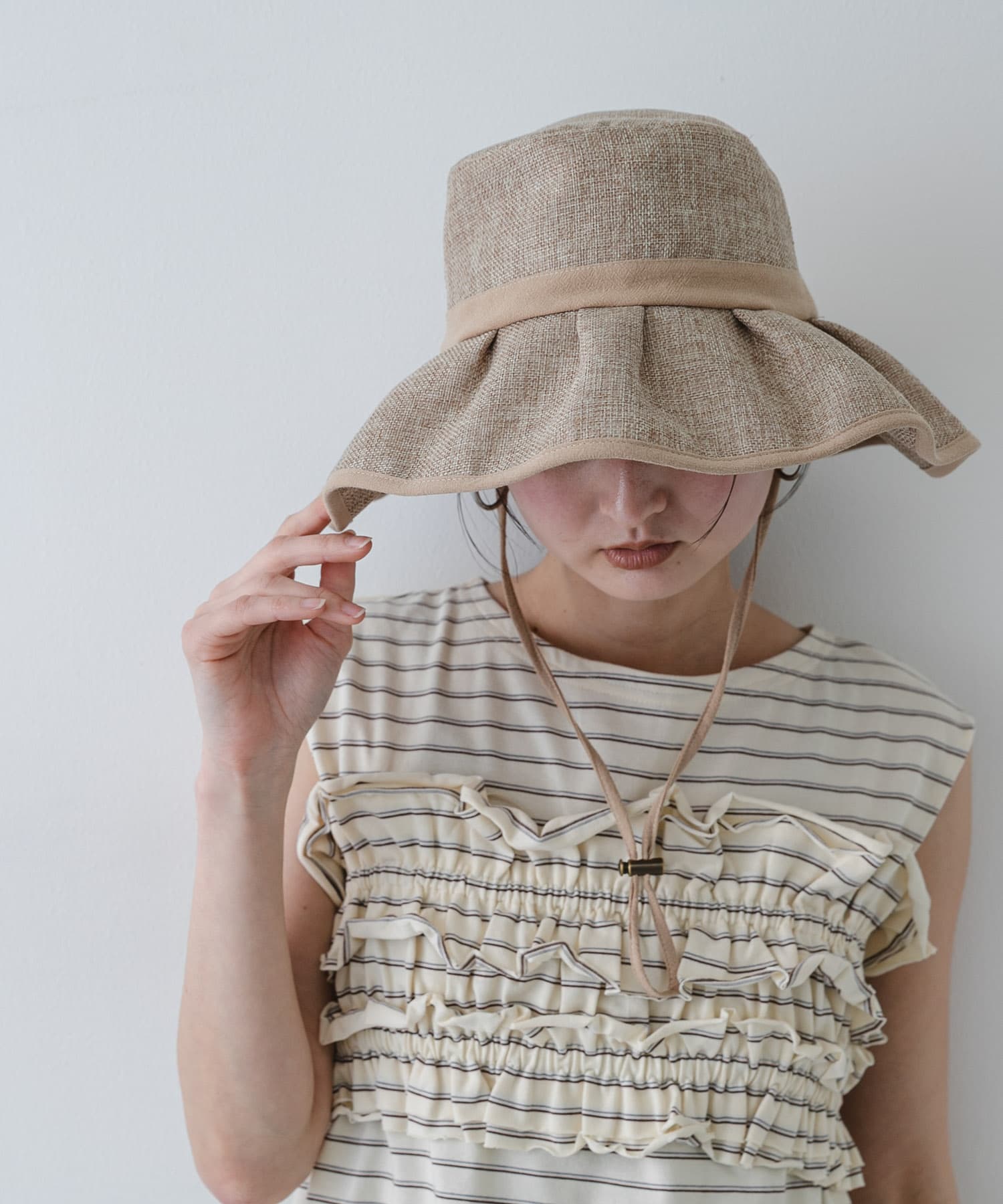 ジュートライクフリルハット BEIGE One