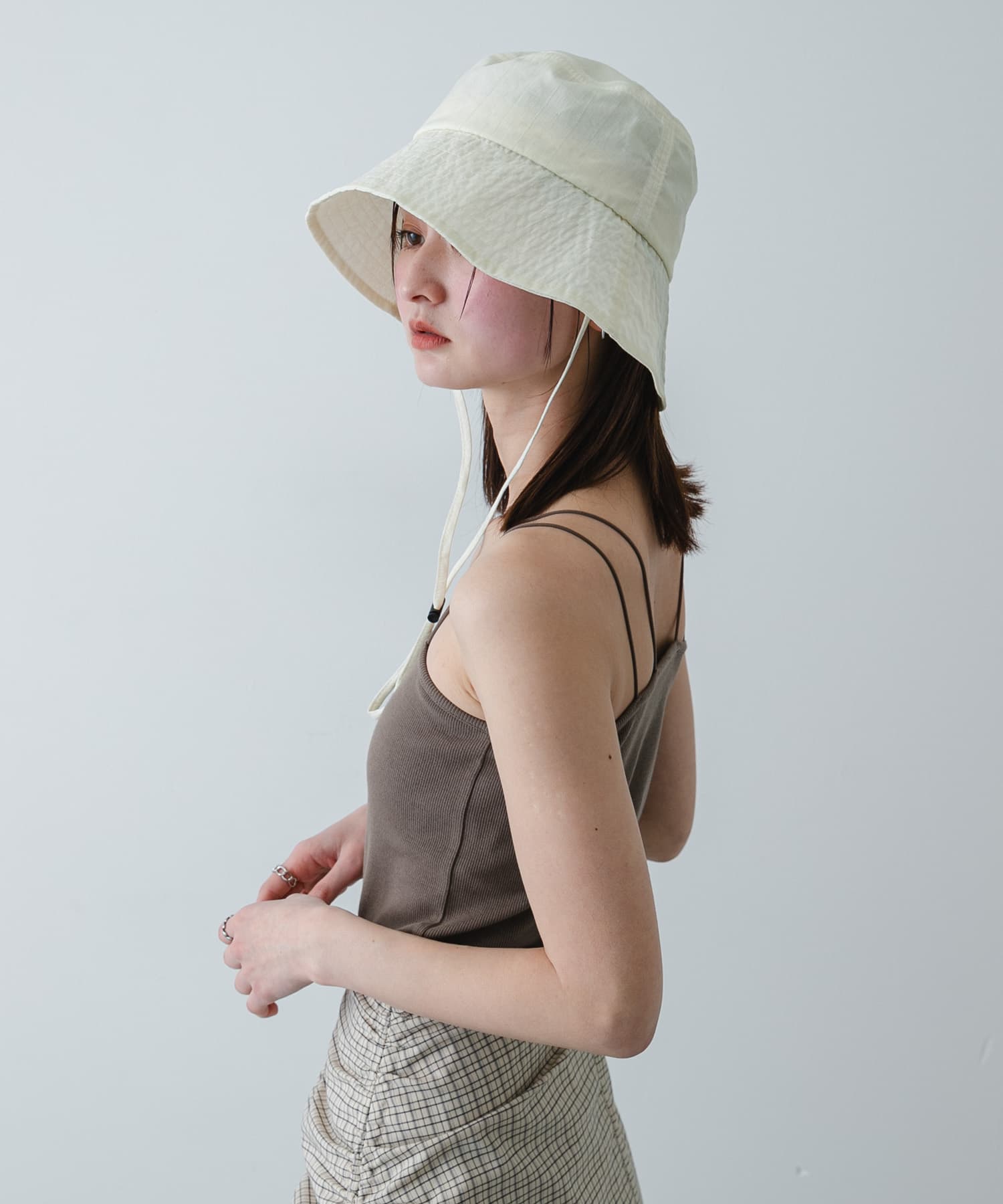 UVダウンブリムハット IVORY One