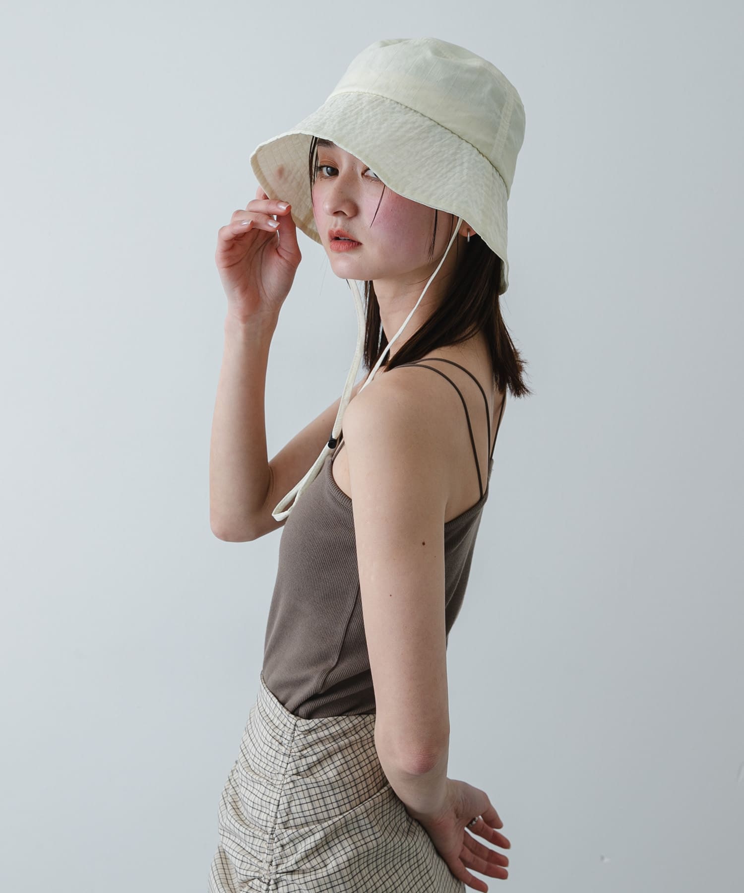 UVダウンブリムハット IVORY One