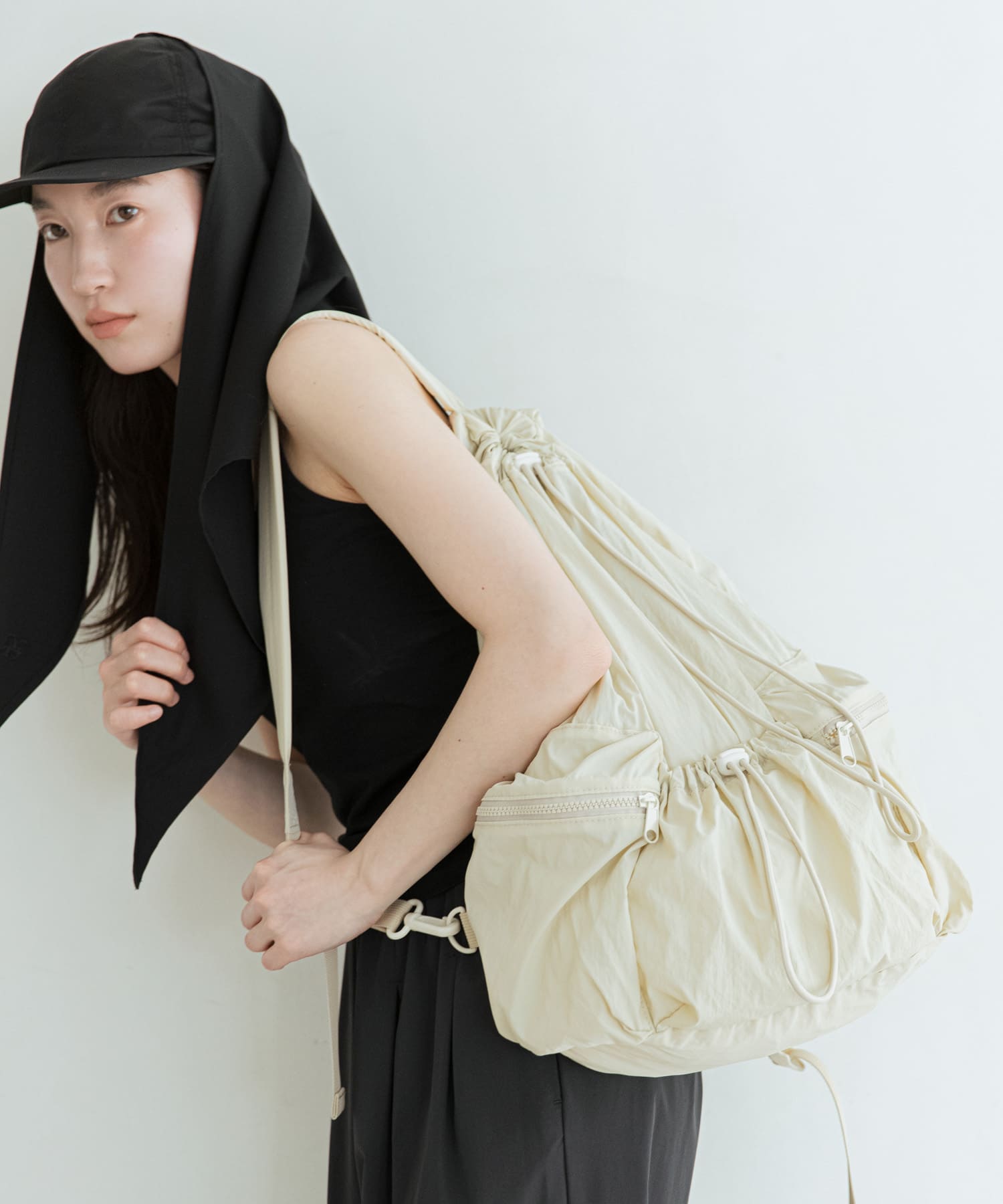 撥水シシュウスカーフ BLACK One