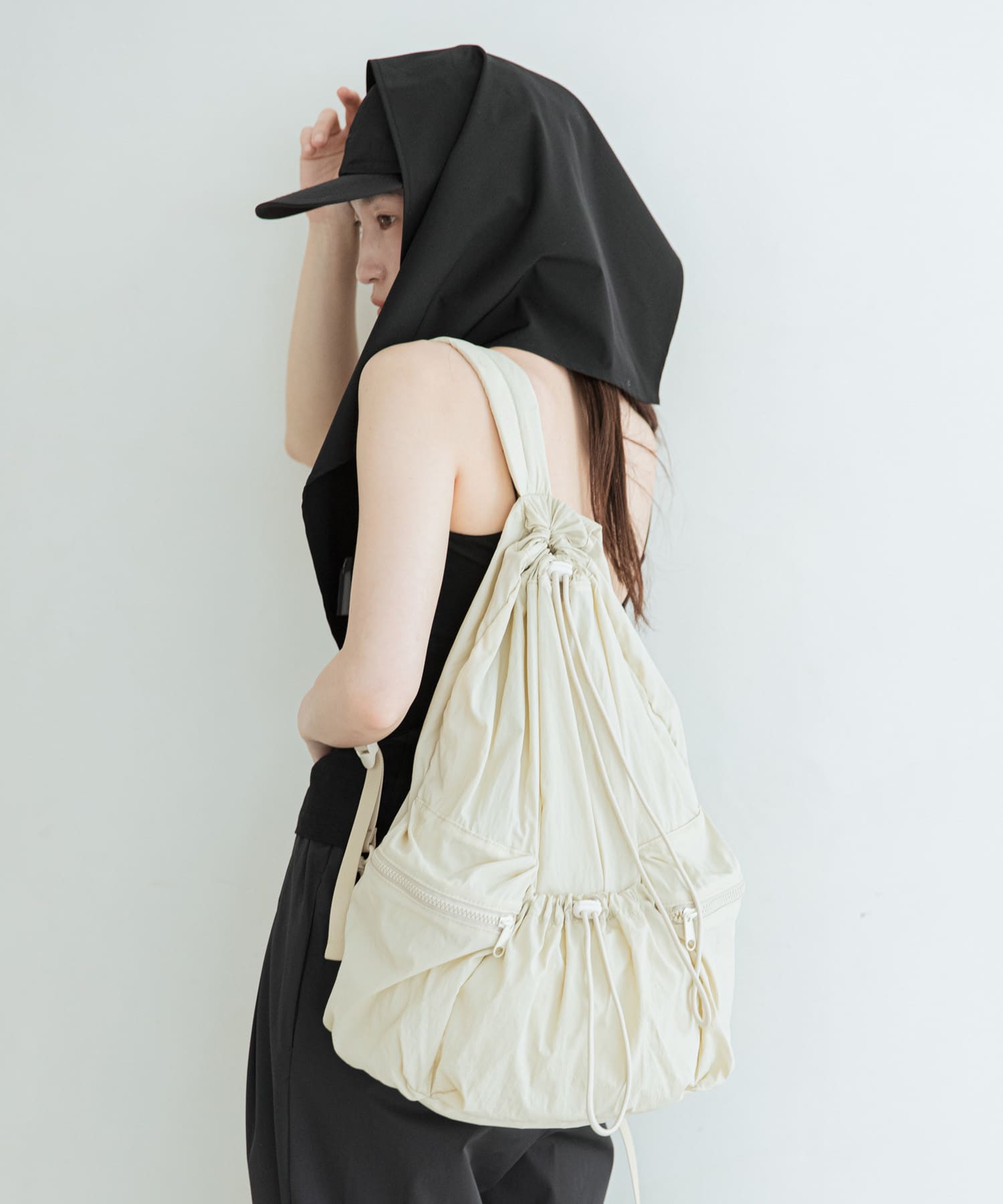 撥水シシュウスカーフ BLACK One