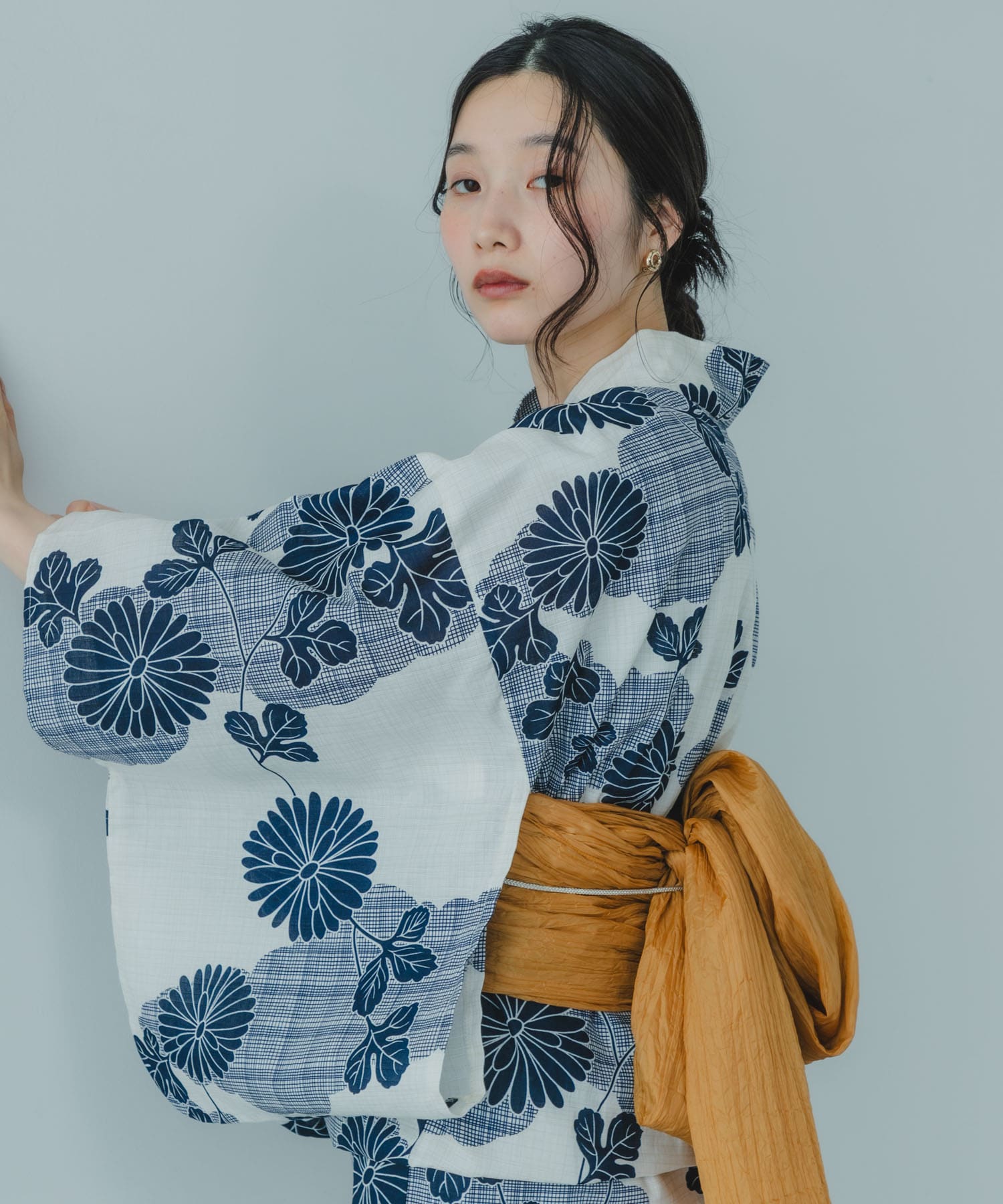 身長 : 168cm サイズ : one