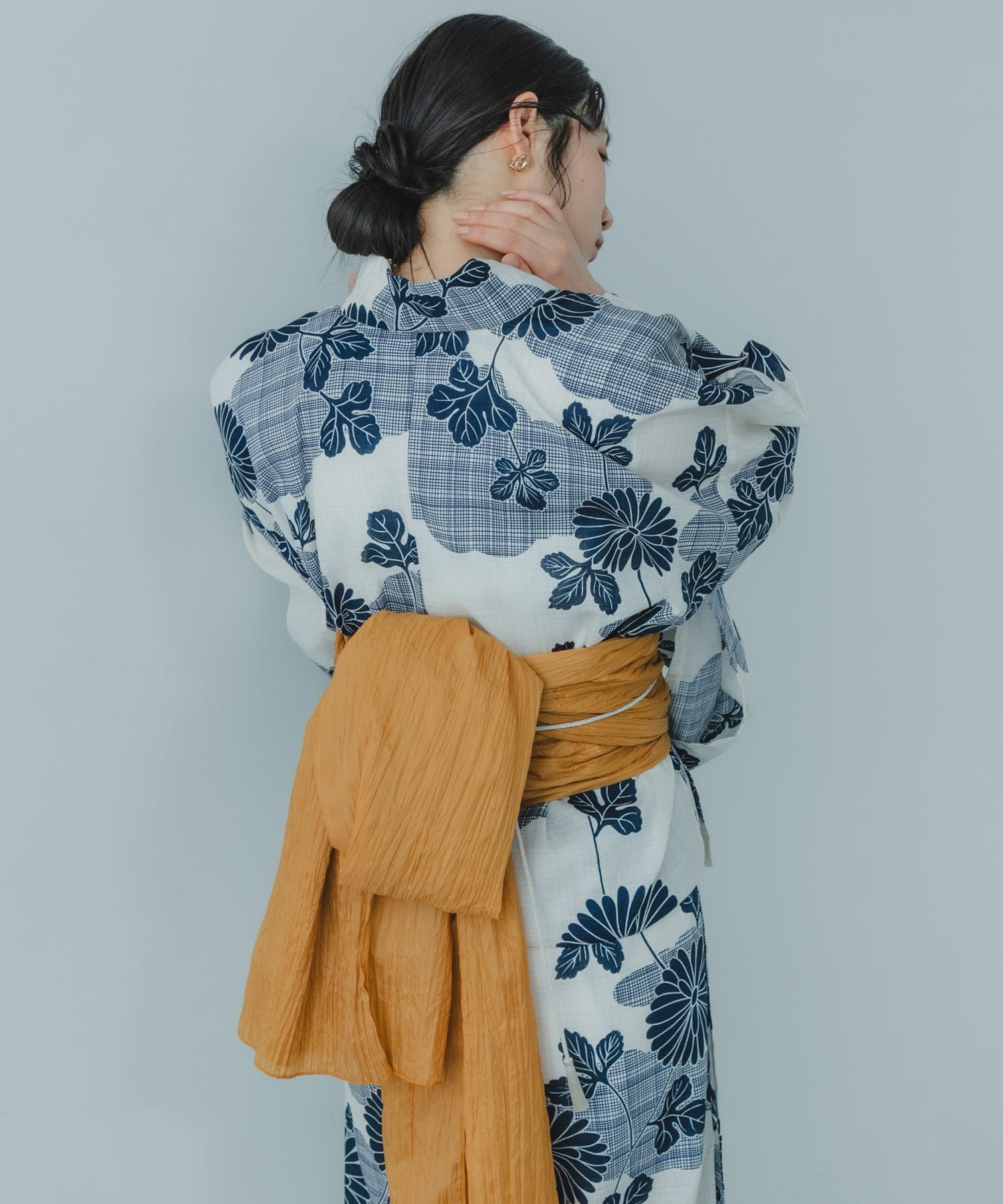 身長 : 168cm サイズ : one