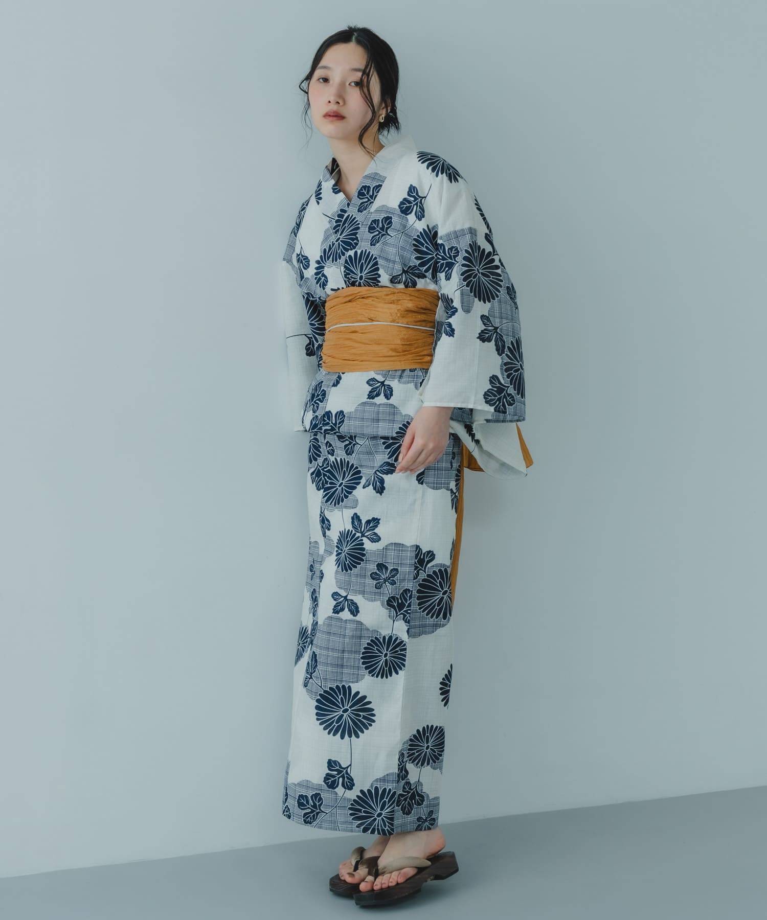 身長 : 168cm サイズ : one