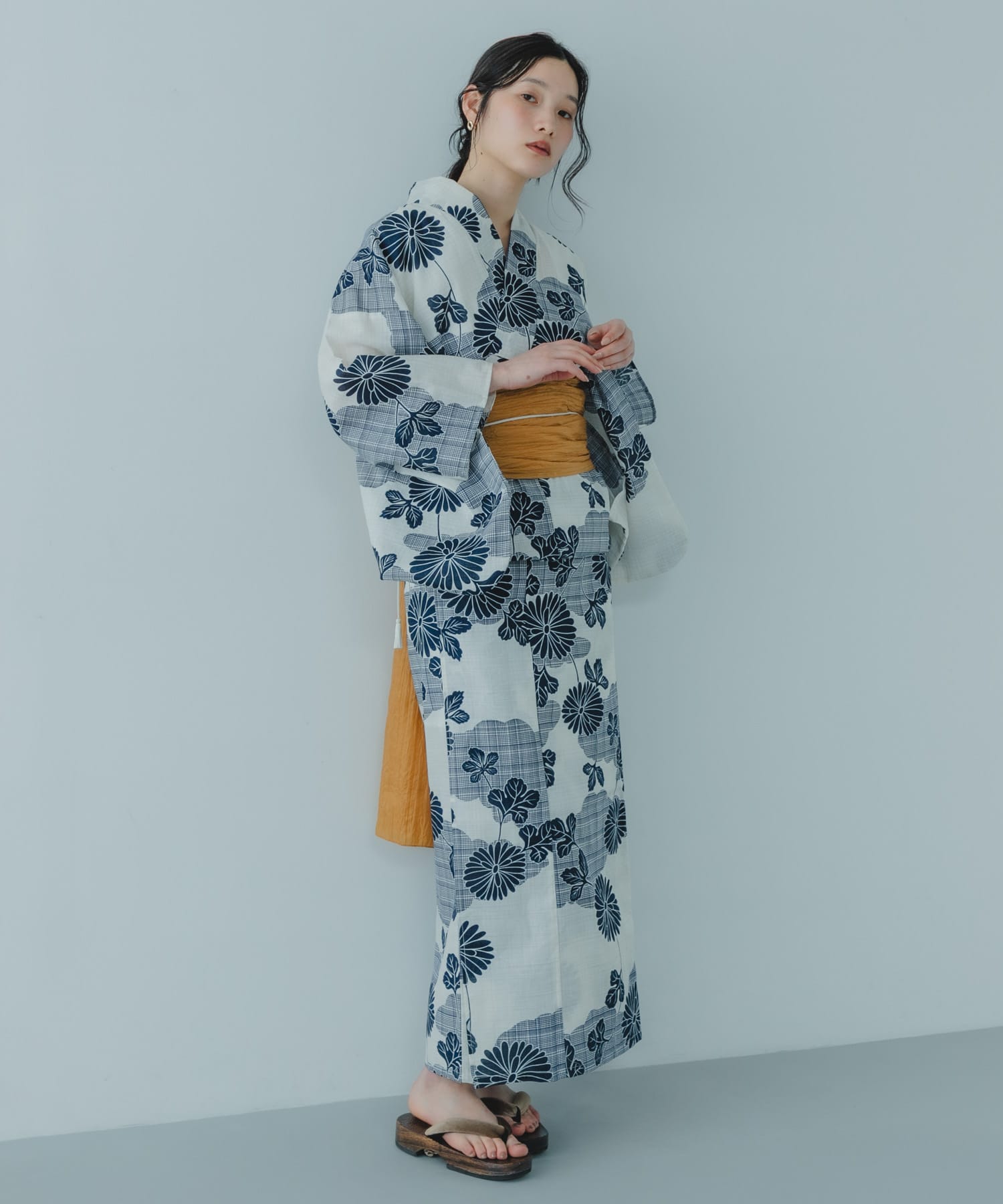 身長 : 168cm サイズ : one