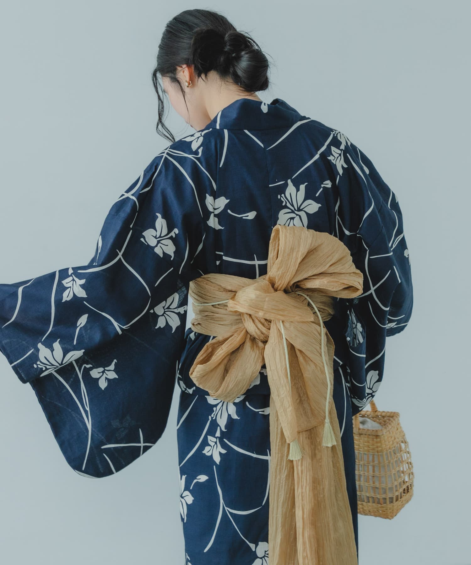 身長 : 168cm サイズ : one