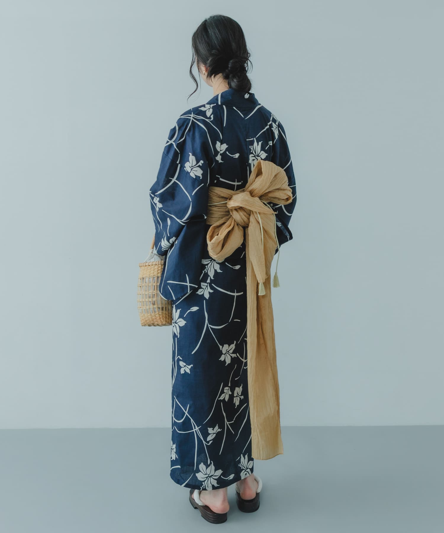 身長 : 168cm サイズ : one