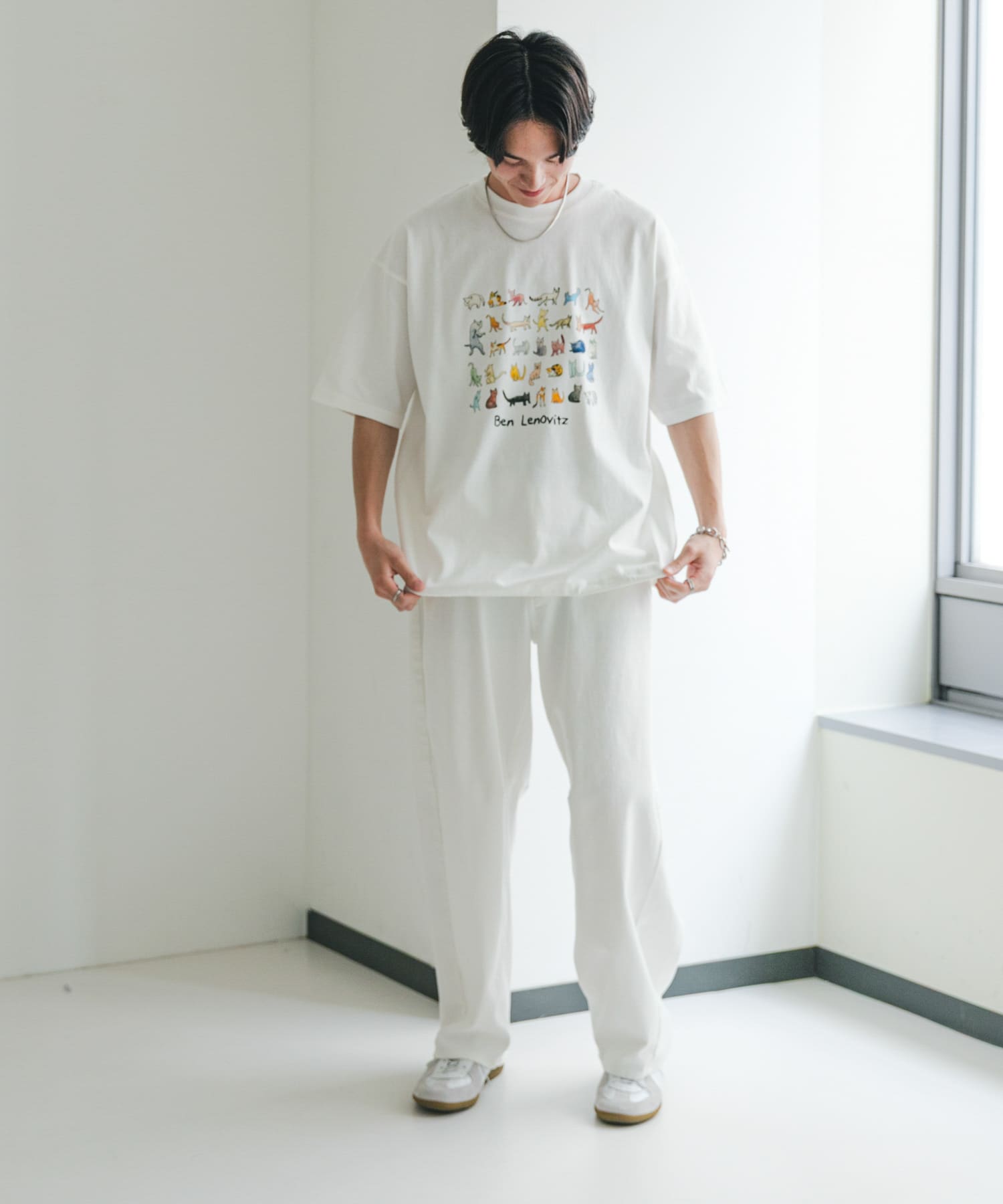 WHT×CAT'S