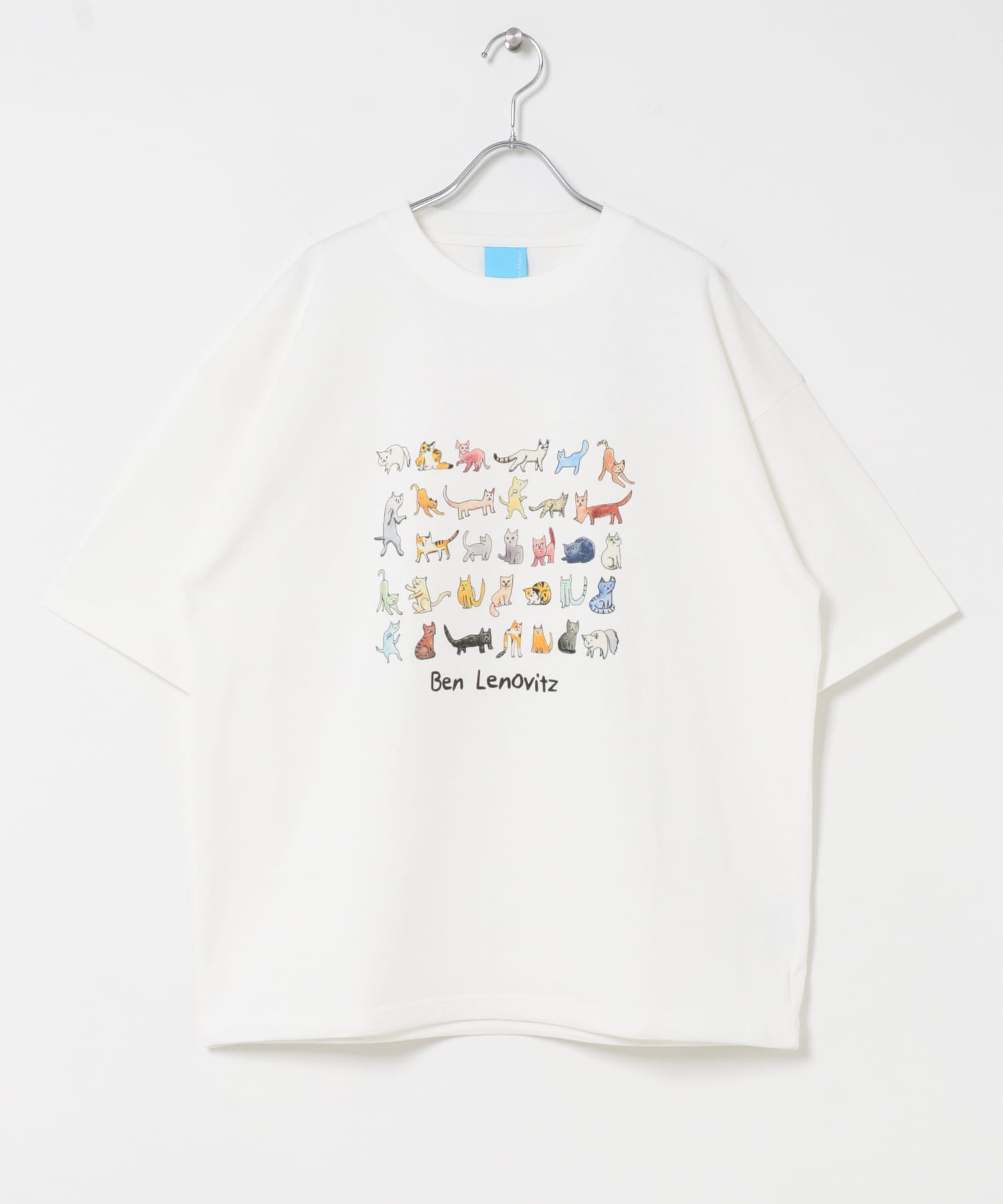 WHT×CAT'S