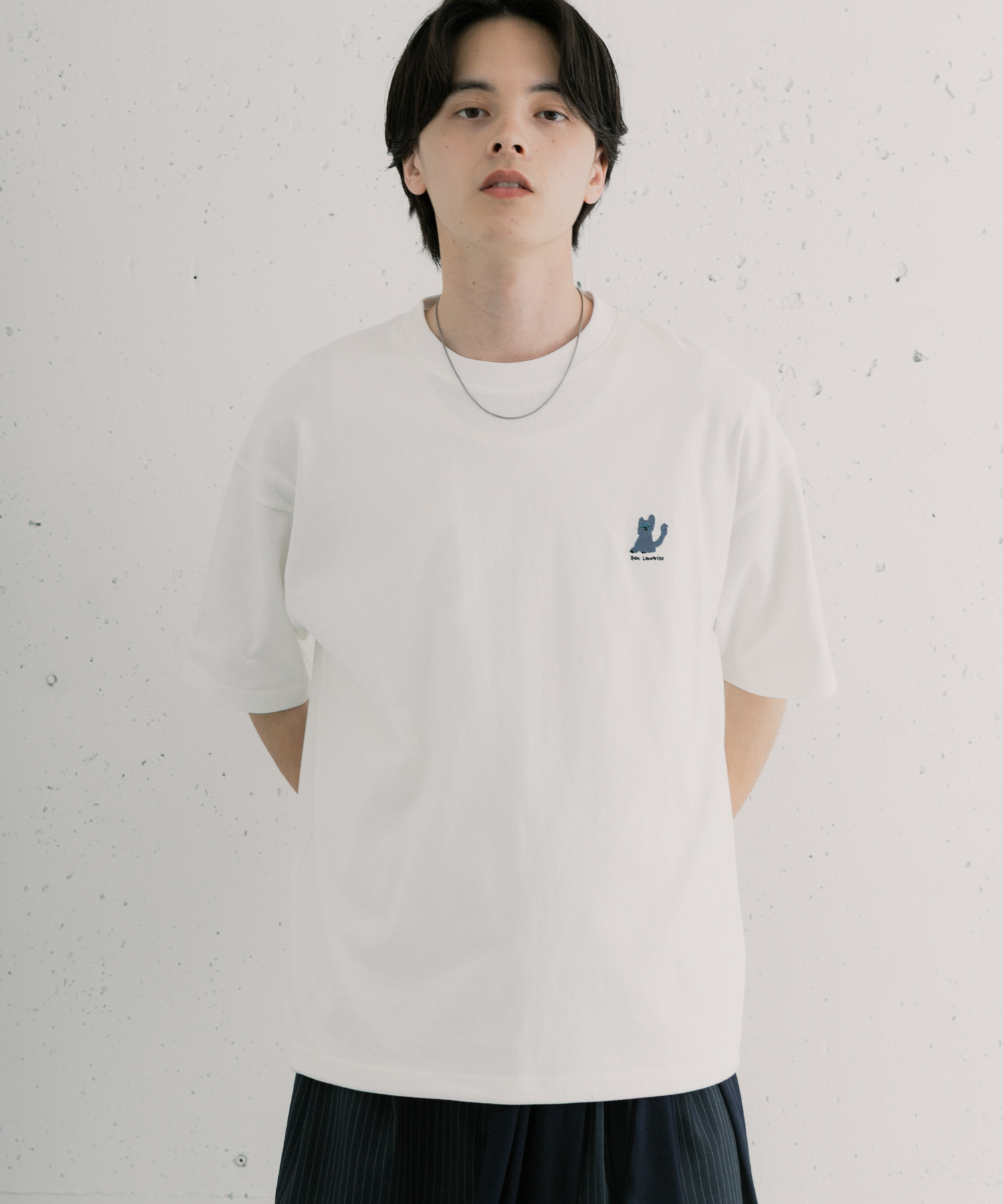 WHT×CAT