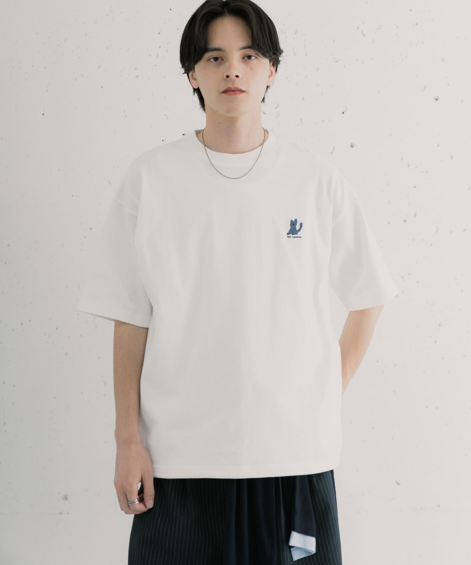 WHT×CAT