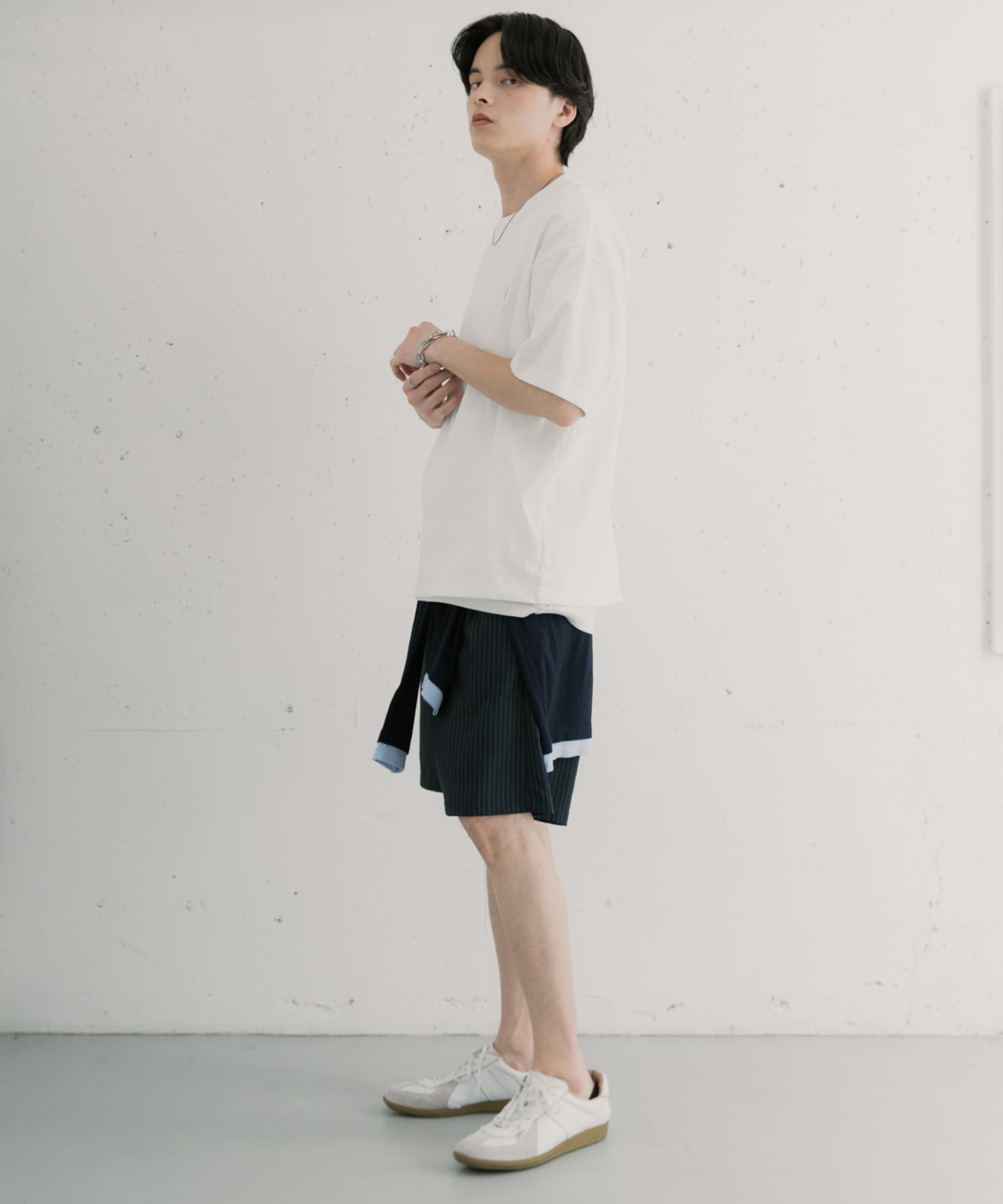 WHT×CAT