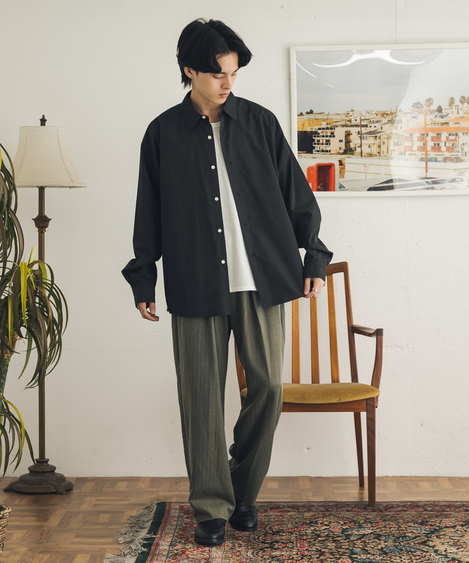 KHAKI