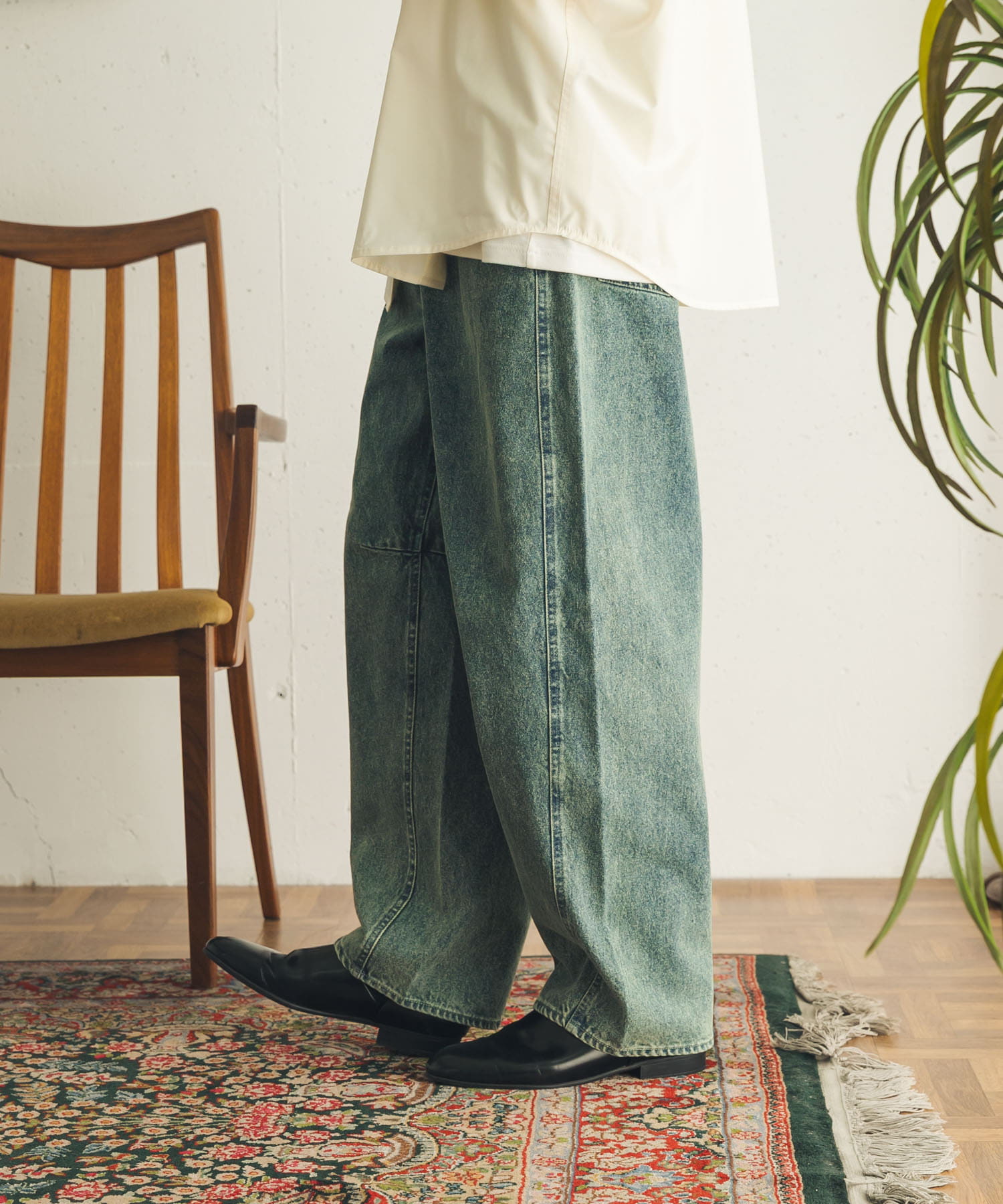 L.INDIGO