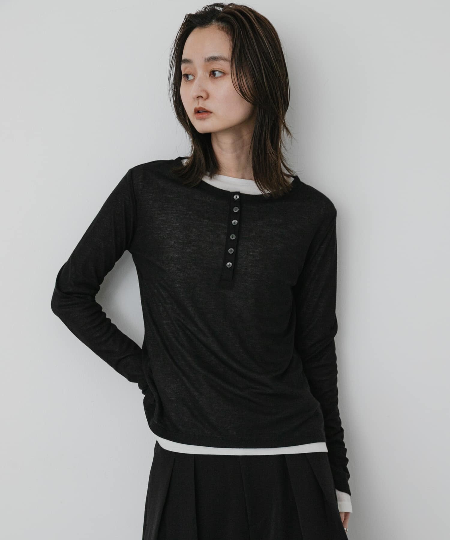 BLK×WHT