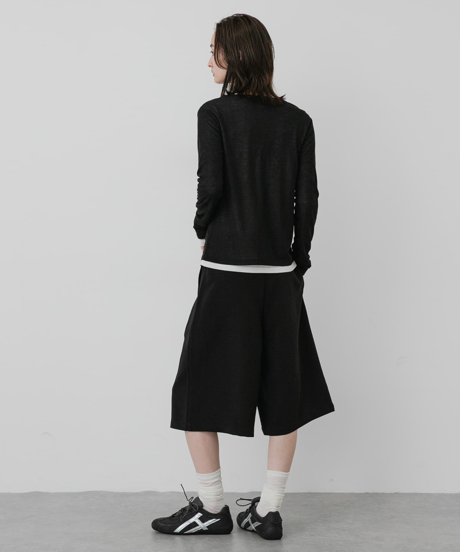 BLK×WHT