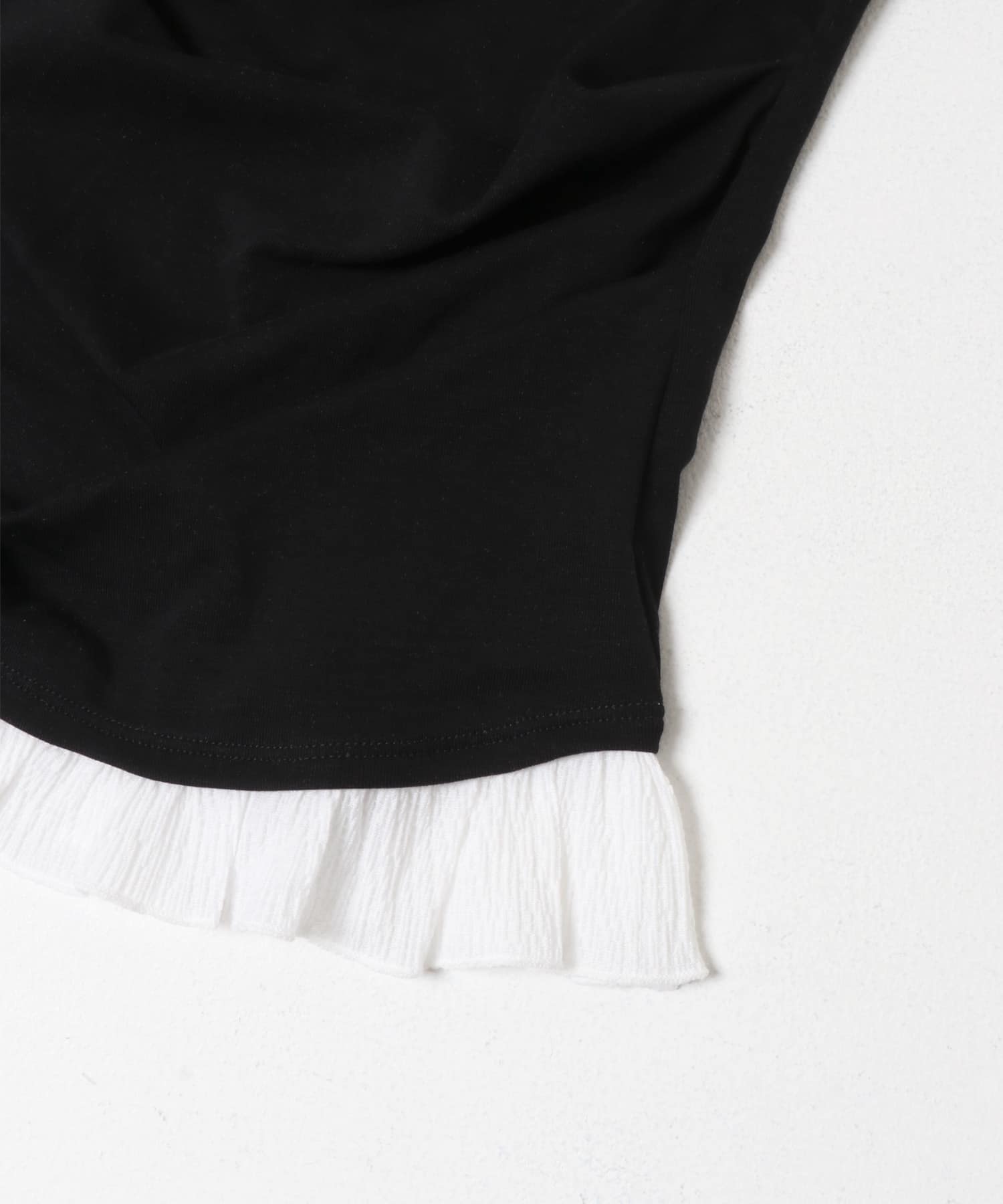 フリルドレープトップス フリルドレープトップ(One OFF×BLK): トップス｜URBAN RESEARCH公式