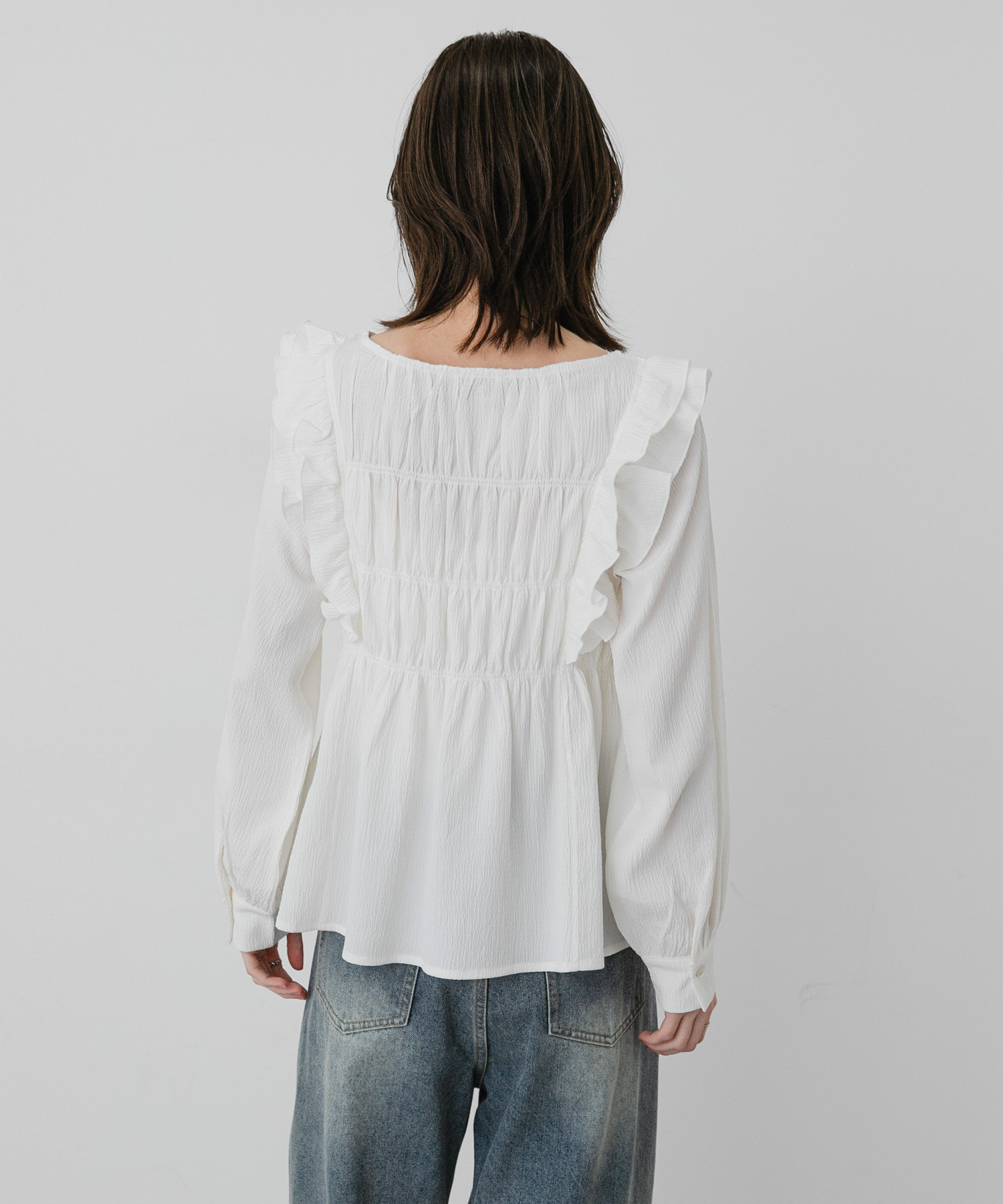 OFF WHITE