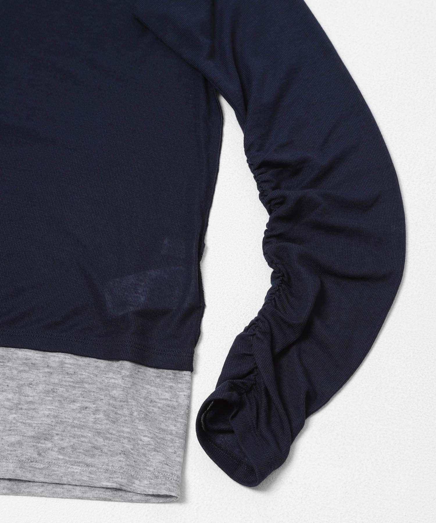 NVY×GRY