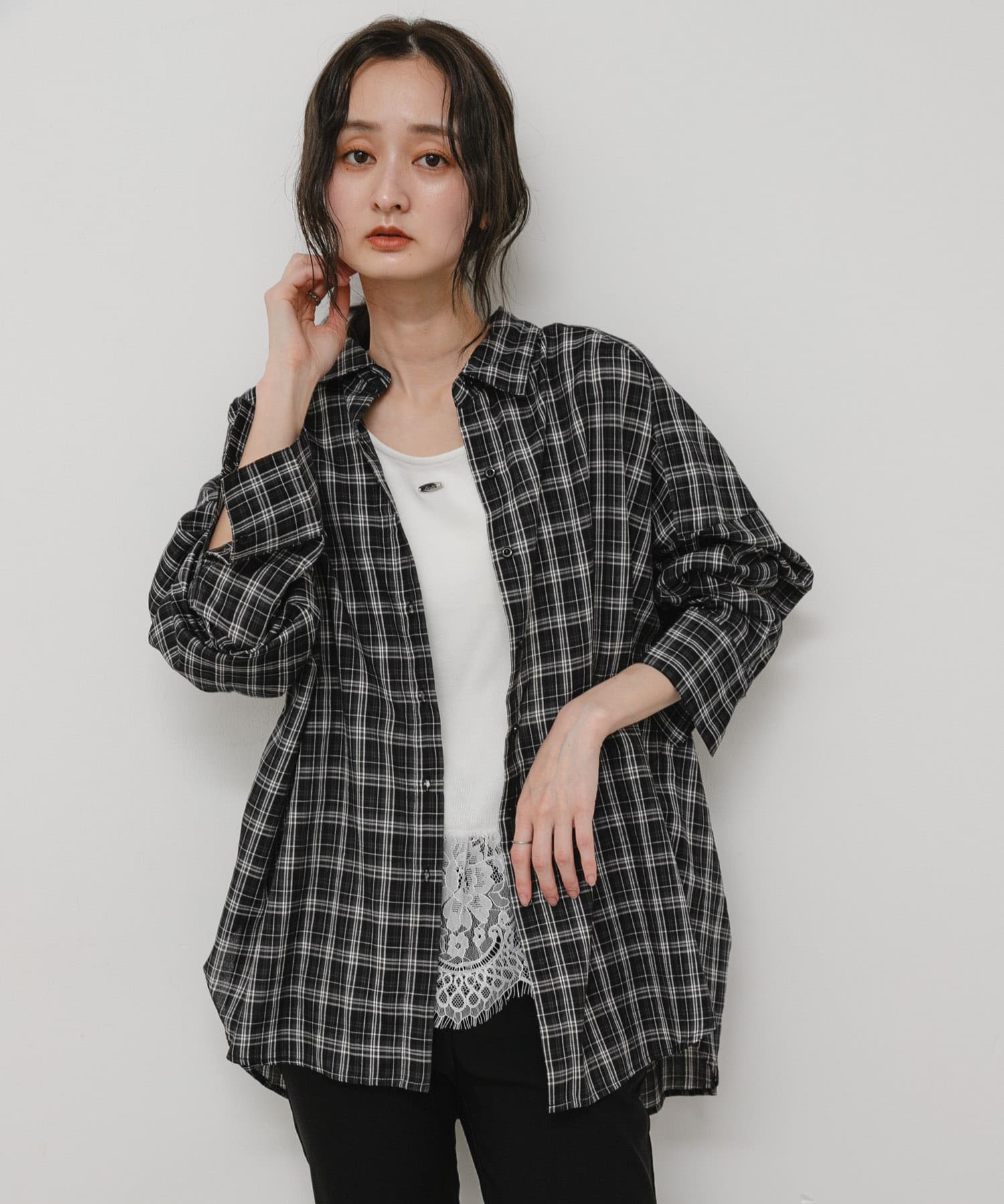 BLK×WHT