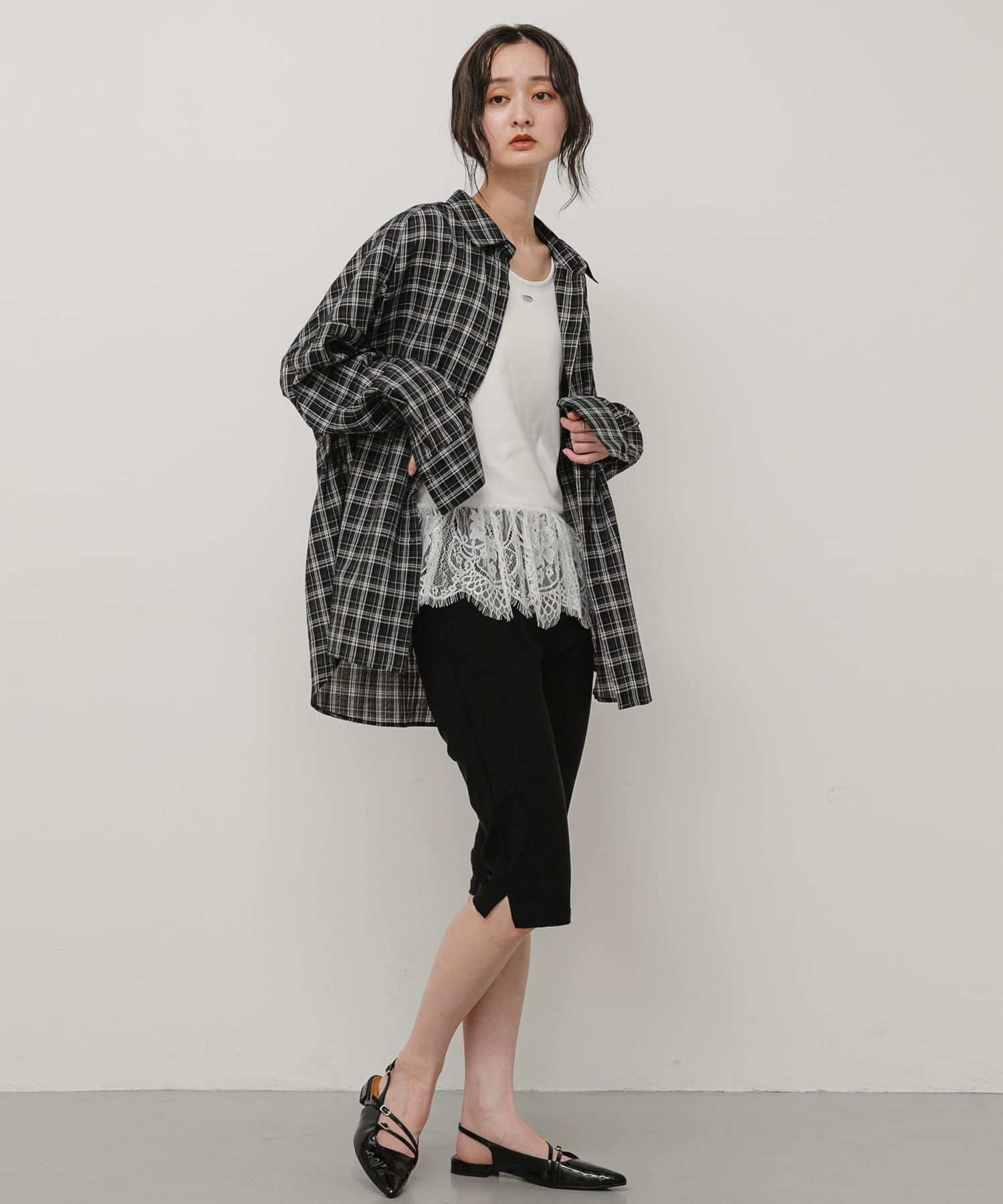 BLK×WHT