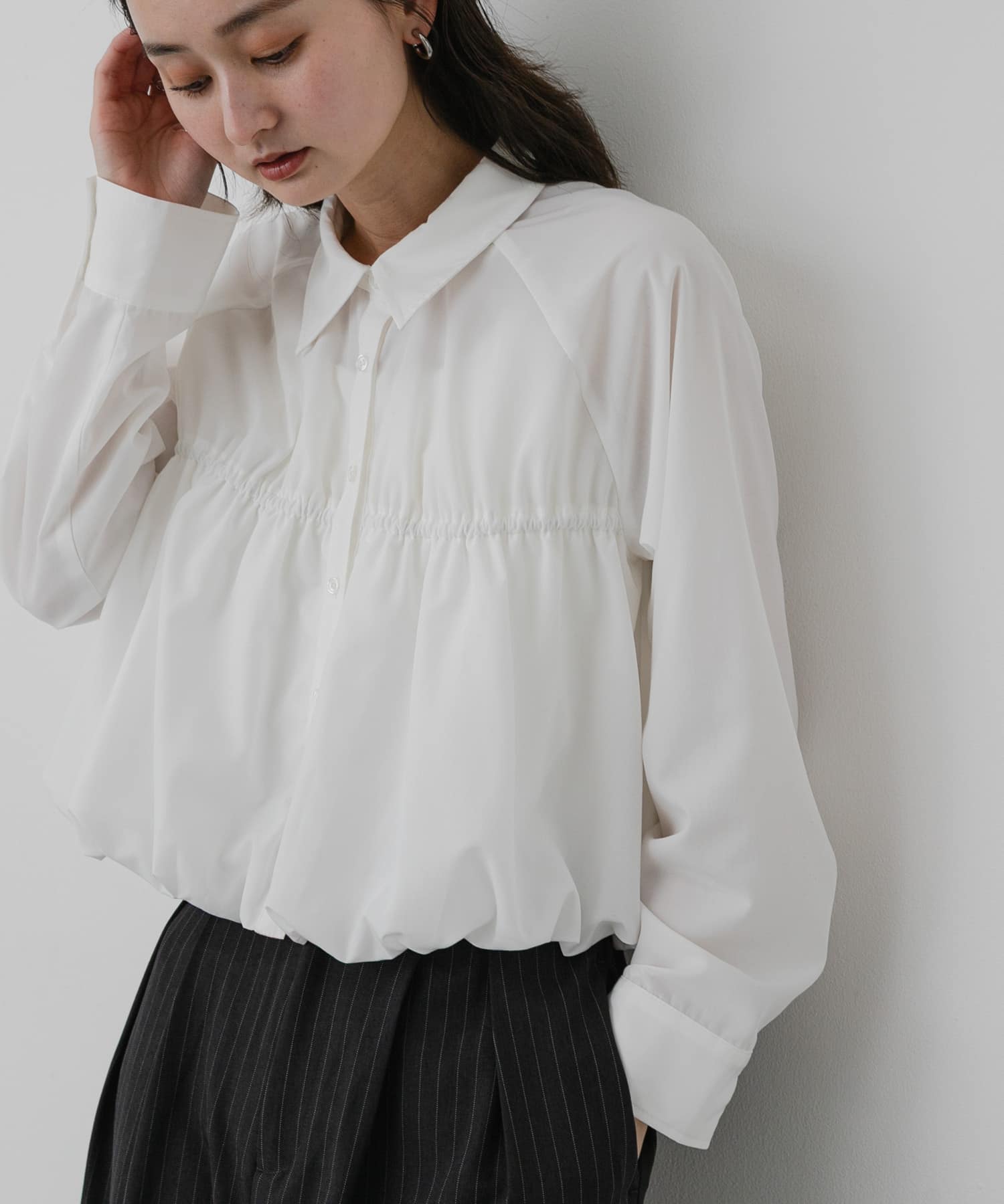 OFF WHITE