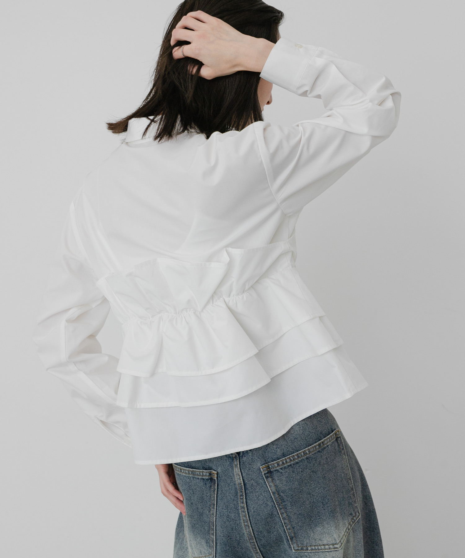 OFF WHITE