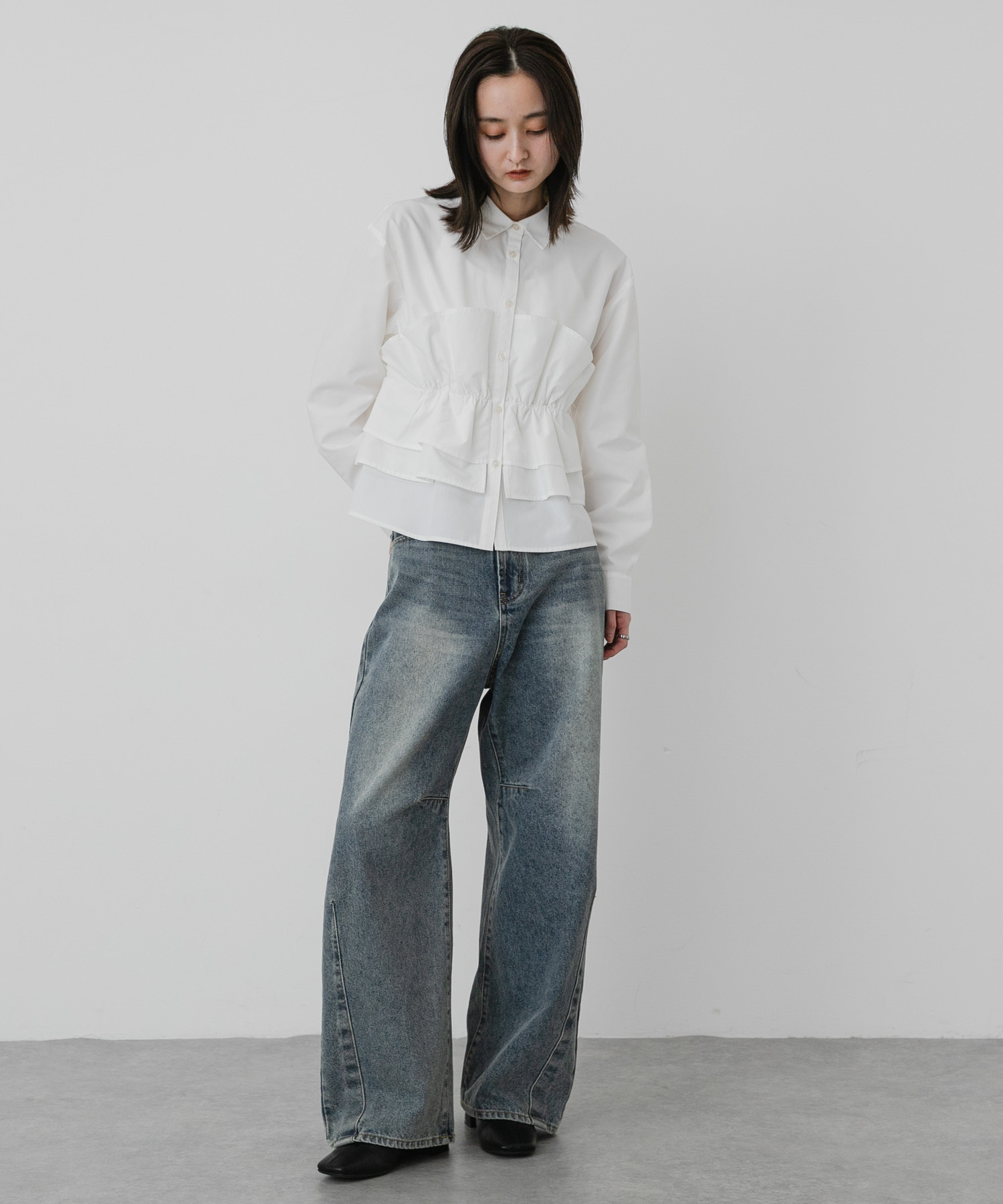 OFF WHITE