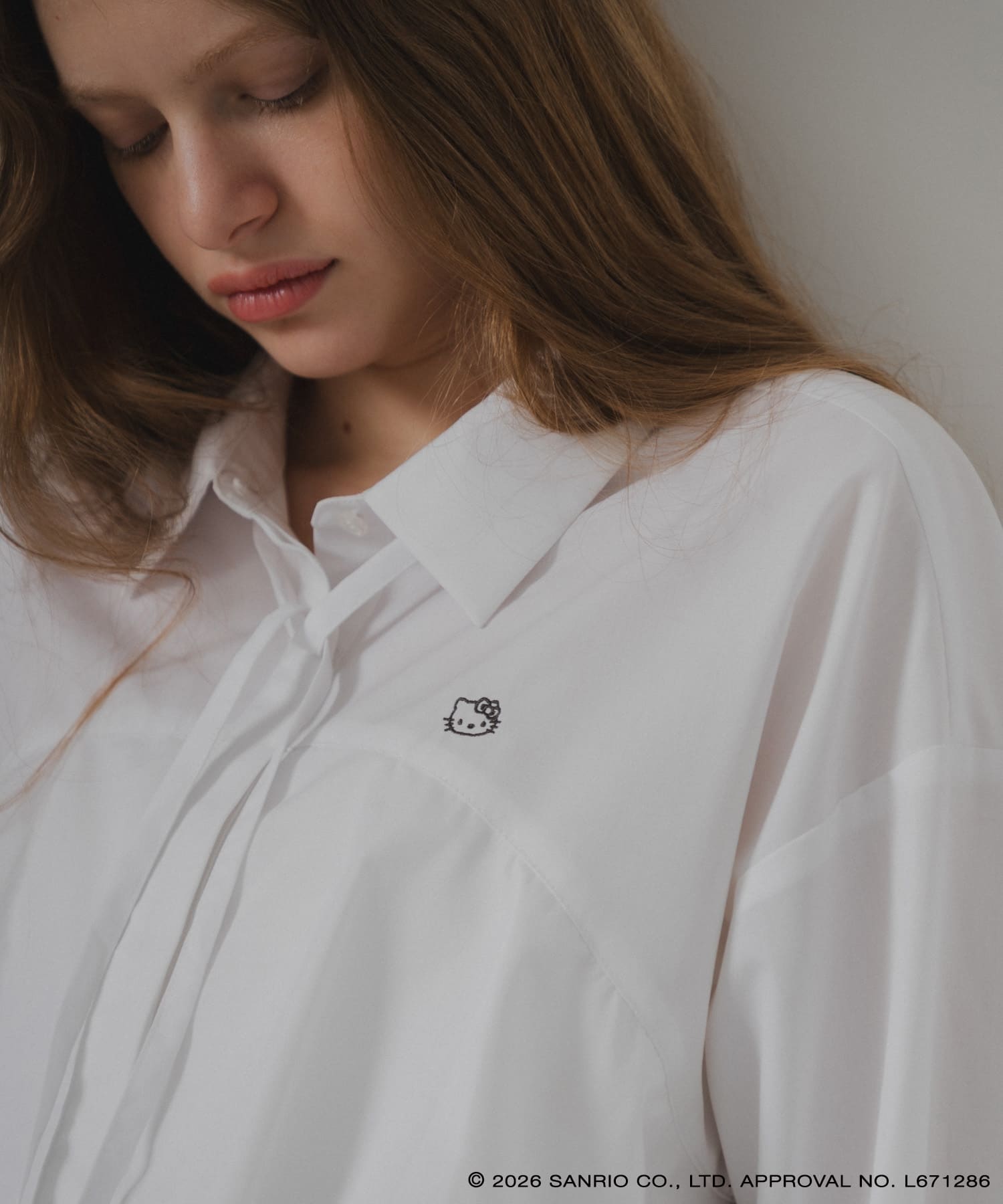 OFF WHITE